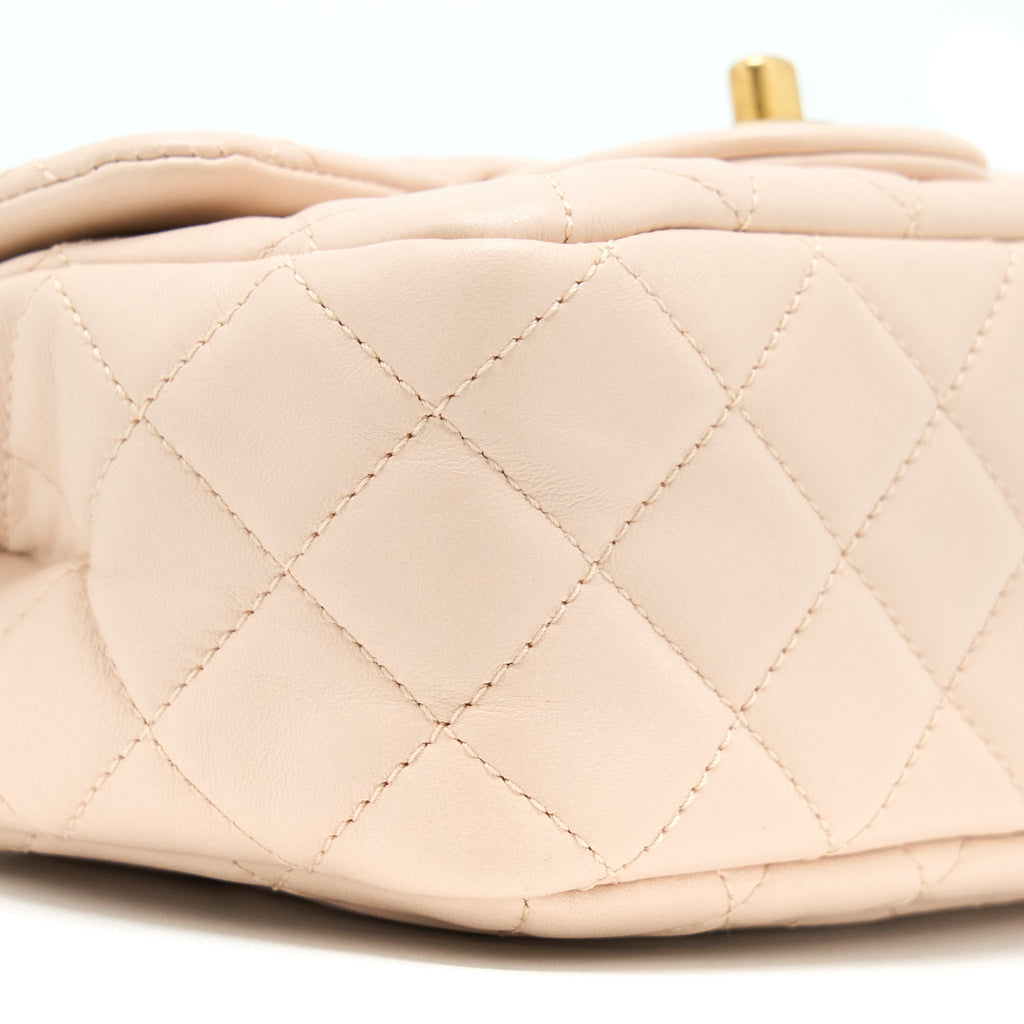 CHANEL 22C PEARL CRUSH MINI SQUARE FLAP BAG LAMBSKIN LIGHT BEIGE GHW