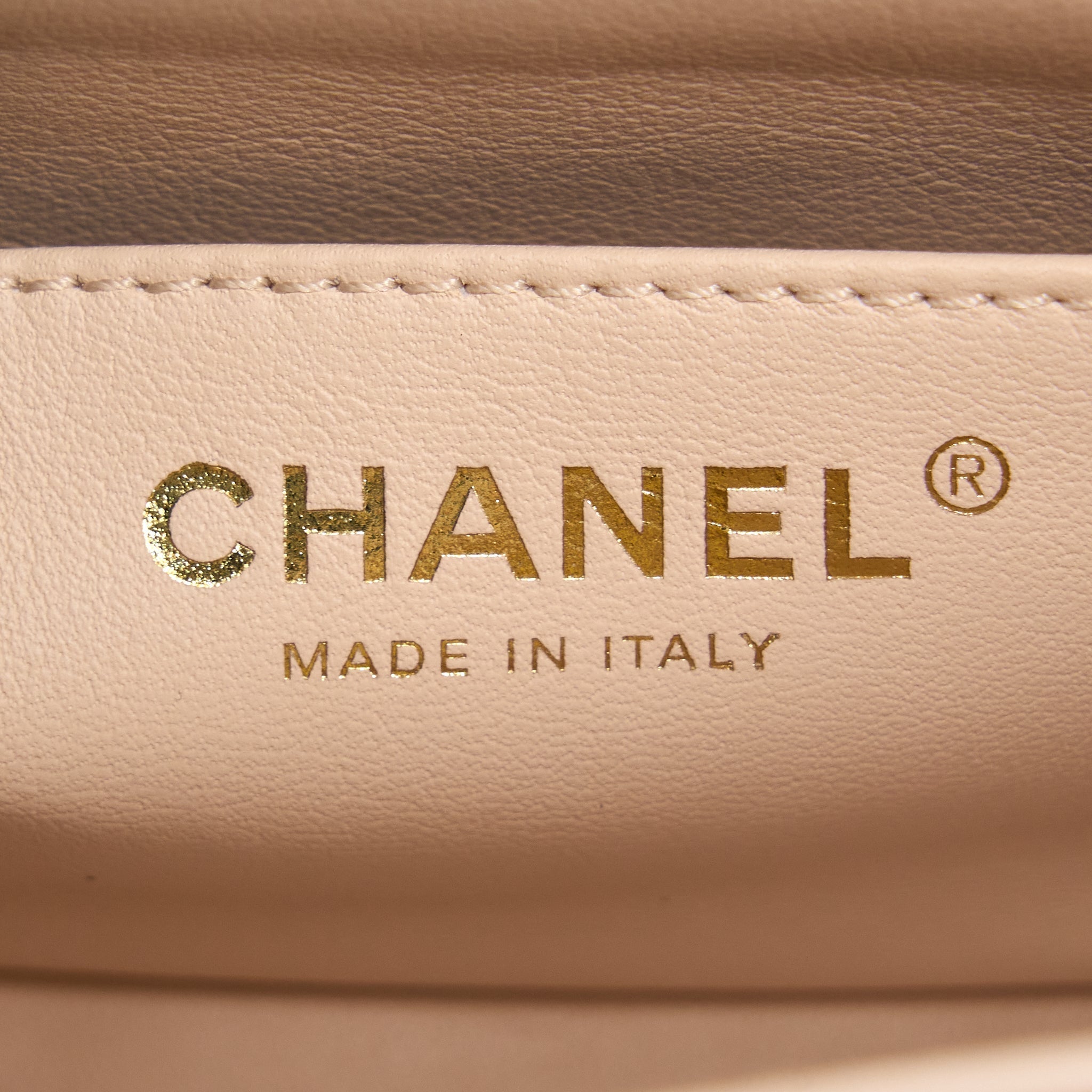 CHANEL 22C PEARL CRUSH MINI SQUARE FLAP BAG LAMBSKIN LIGHT BEIGE GHW