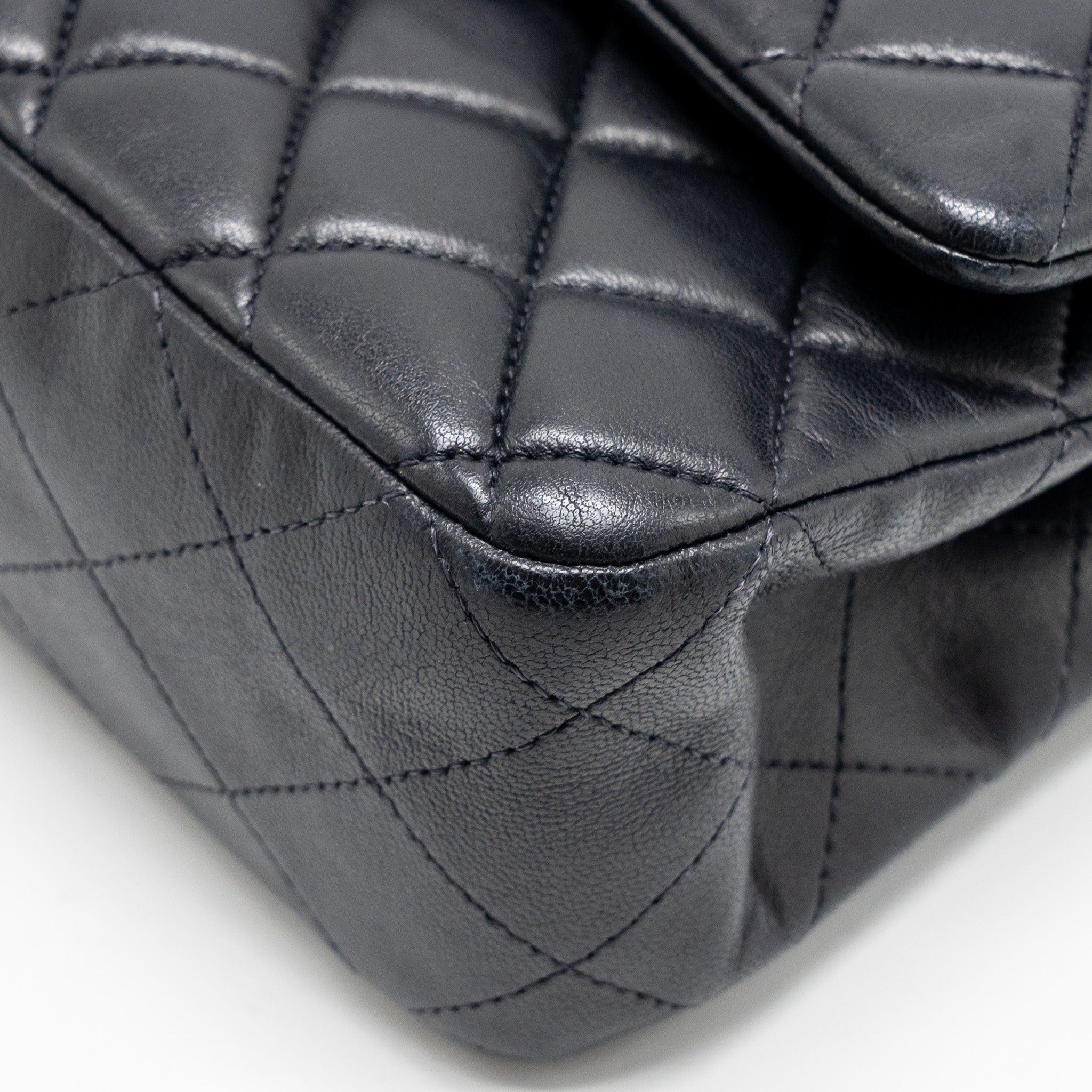 CHANEL MEDIUM CLASSIC DOUBLE FLAP BAG LAMBSKIN DARK BLUE SHW