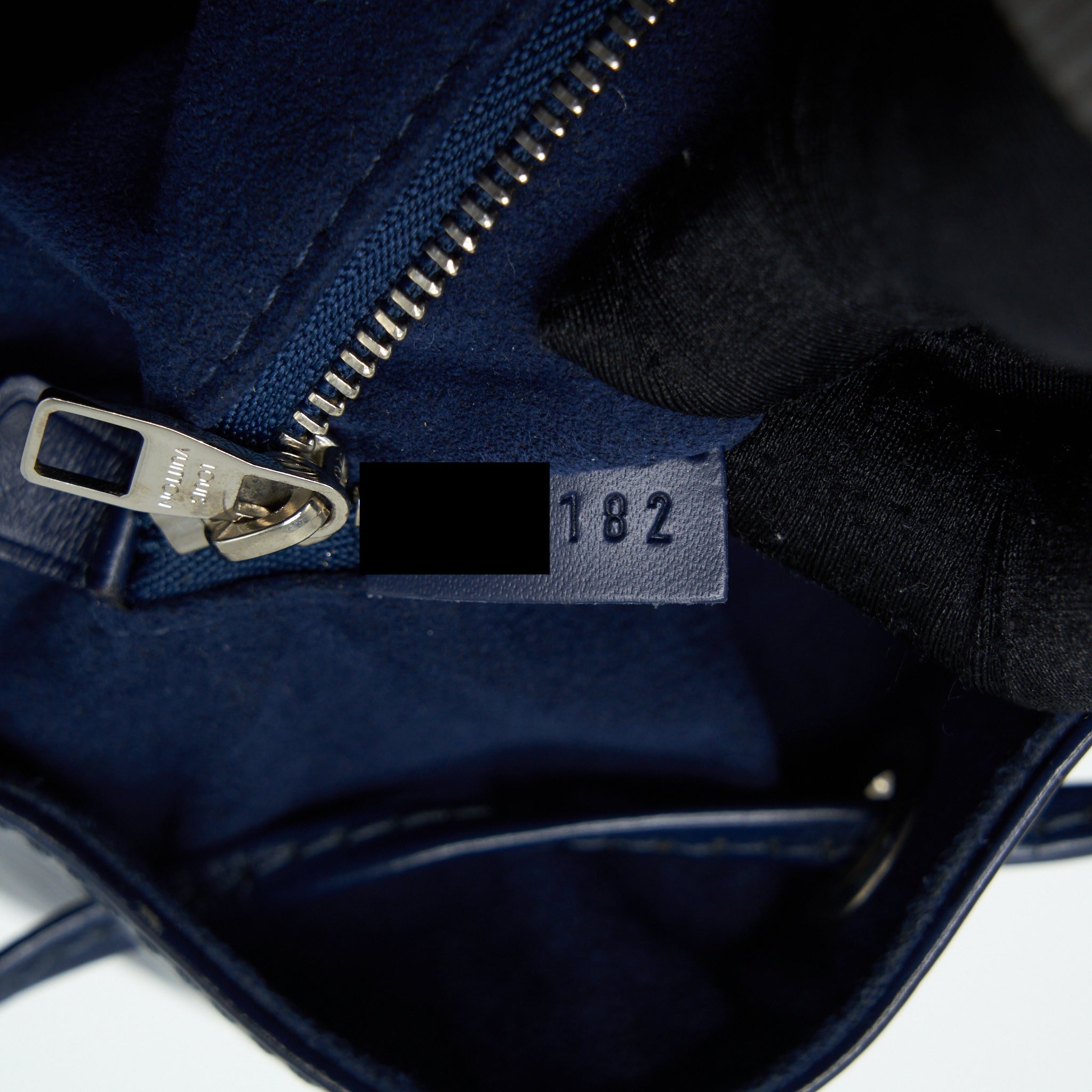 LOUIS VUITTON NOE BUCKET BAG EPI LEATHER NAVY SHW