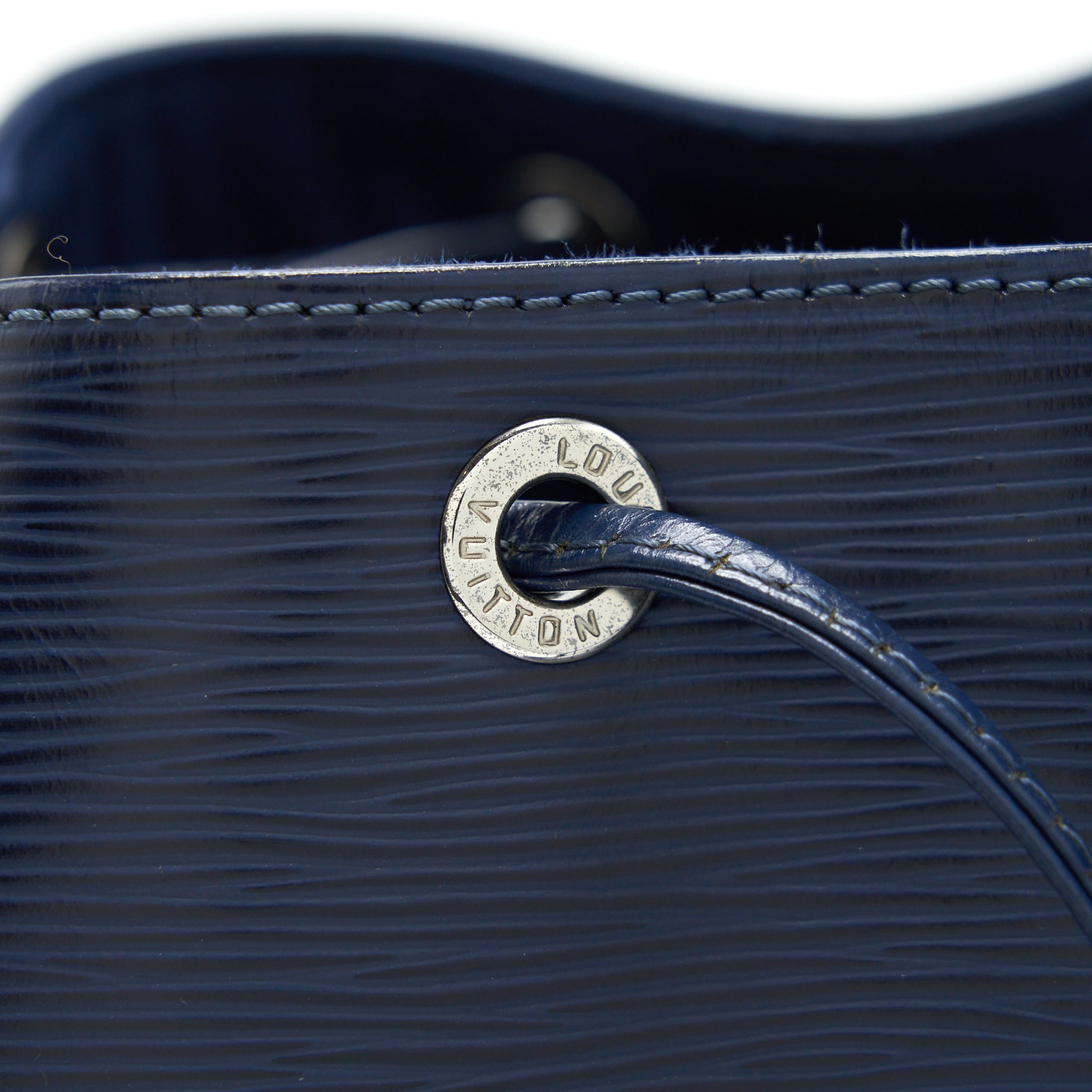 LOUIS VUITTON NOE BUCKET BAG EPI LEATHER NAVY SHW