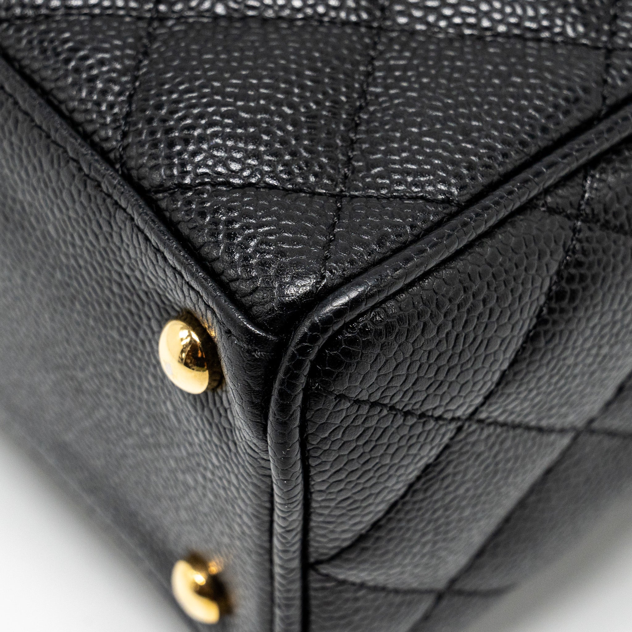CHANEL VINTAGE QUILTED CC LOGO BOWLING BAG CAVIAR BLACK GHW