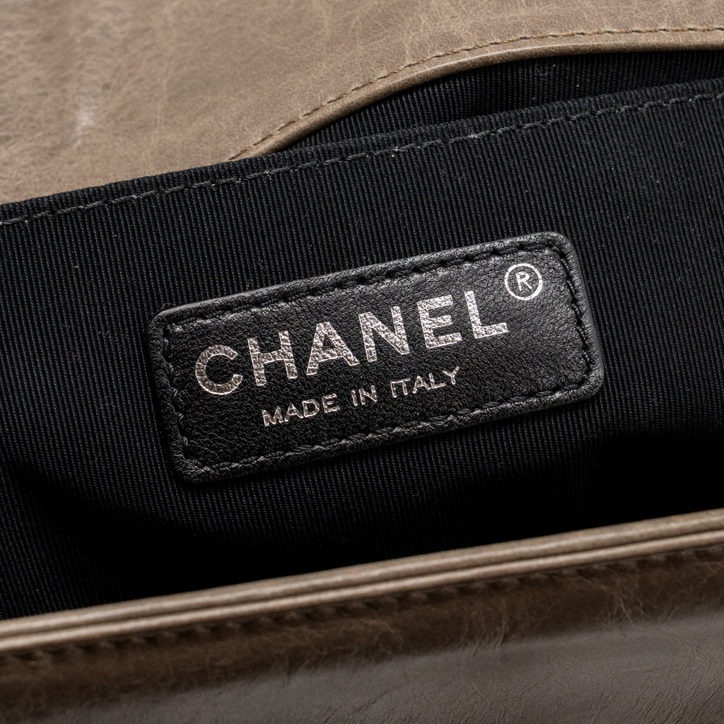 CHANEL MEDIUM BOY BAG QUILTED CALFSKIN GREY RUTHENIUM HARDWARE
