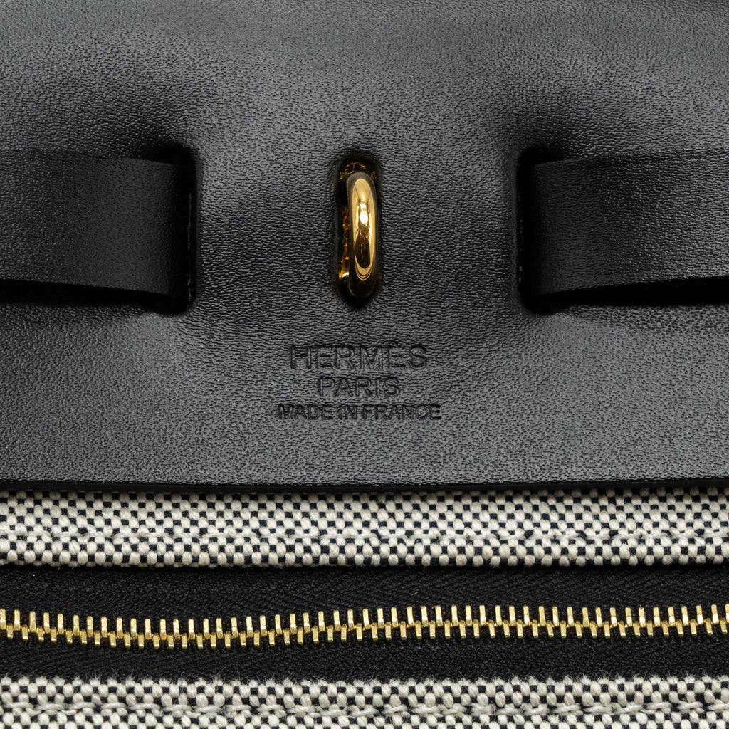 HERMES HERBAG 31 ZIP BAG TOILE H PLUME CANVAS / HUNTER LEATHER BLACK / ECRU GHW