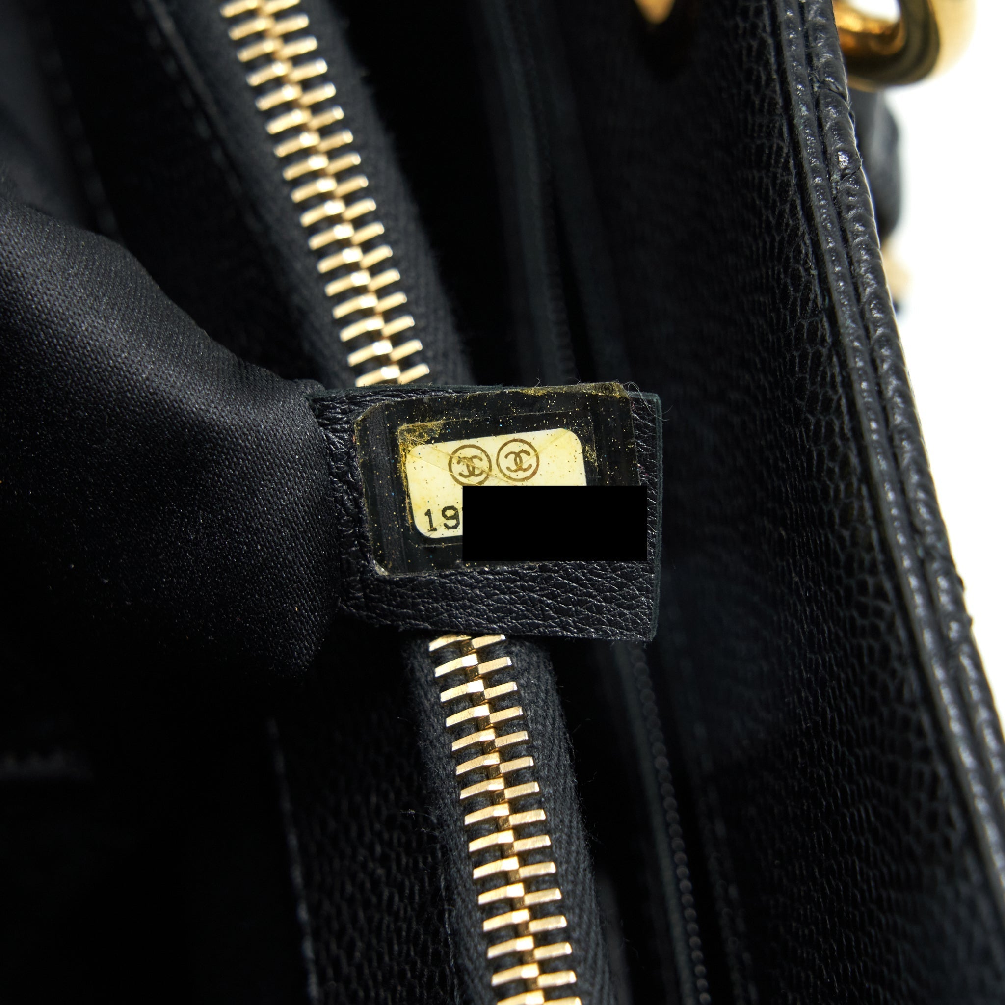CHANEL GRAND SHOPPING TOTE CAVIAR BLACK GHW