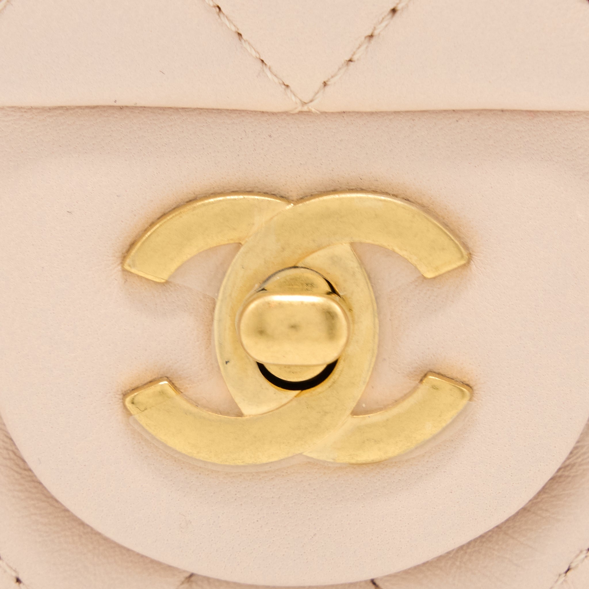 CHANEL PEARL CRUSH MINI SQUARE LAMBSKIN LIGHT BEIGE BRUSHED GHW(MICROCHIP)