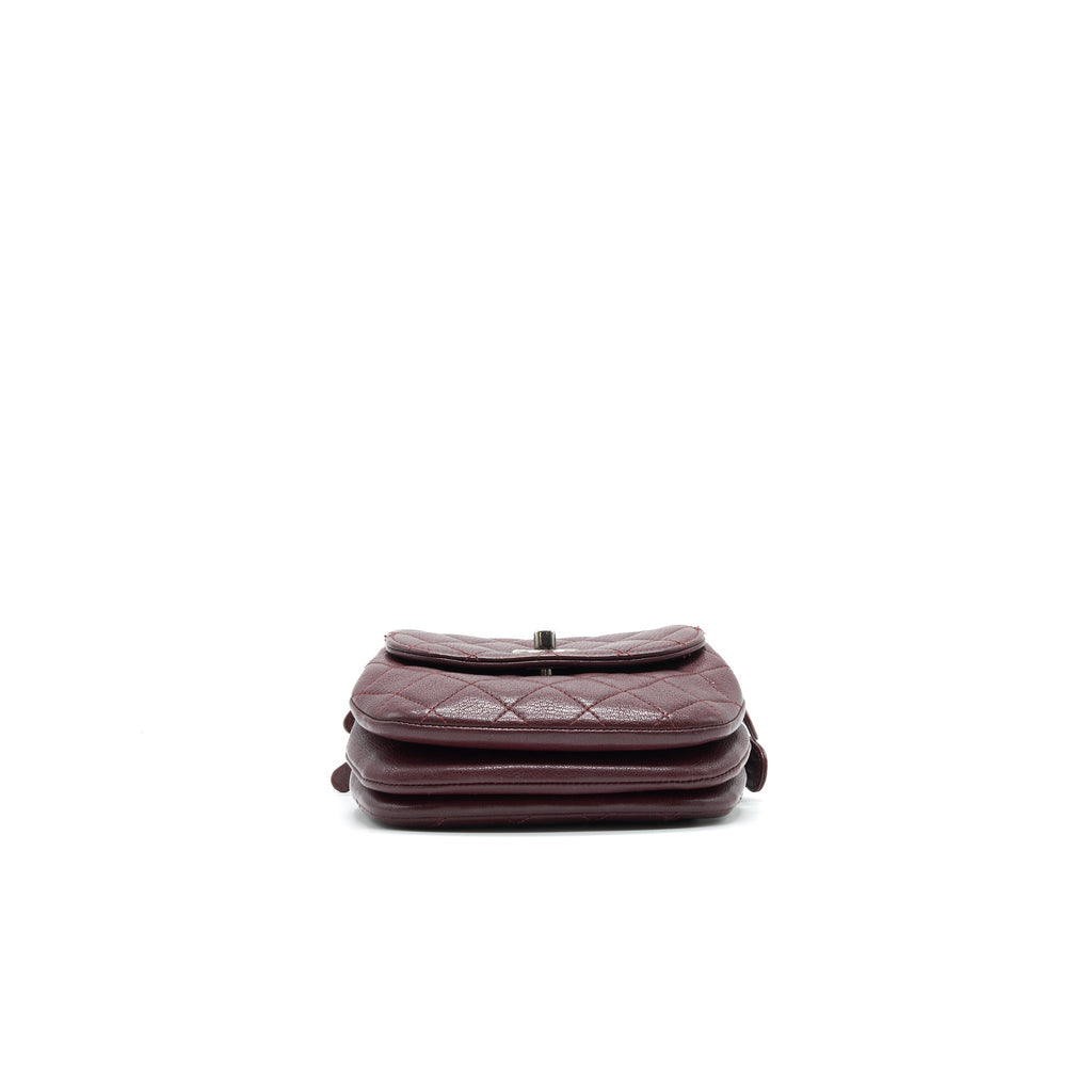 CHANEL SMALL FLAP BAG WITH CHAIN BURGUNDY SHW