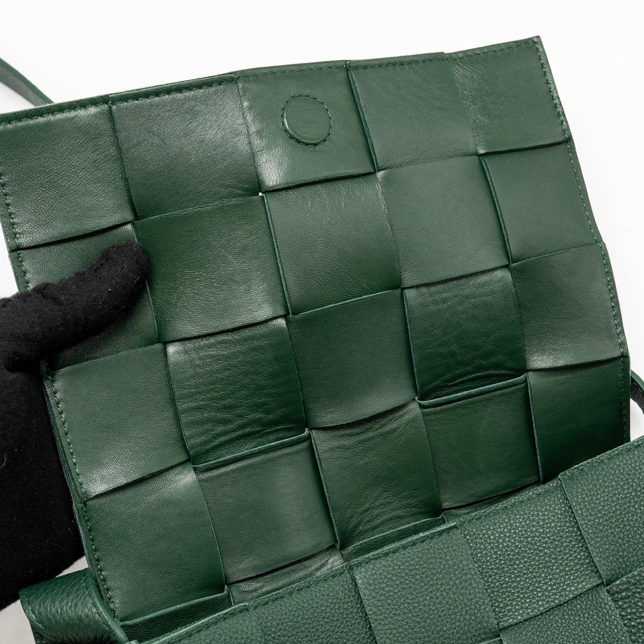 BOTTEGA VENETA SMALL CASSETTE BAG CHARM STRAP LIMITED EDITION CALFSKIN GREEN GHW
