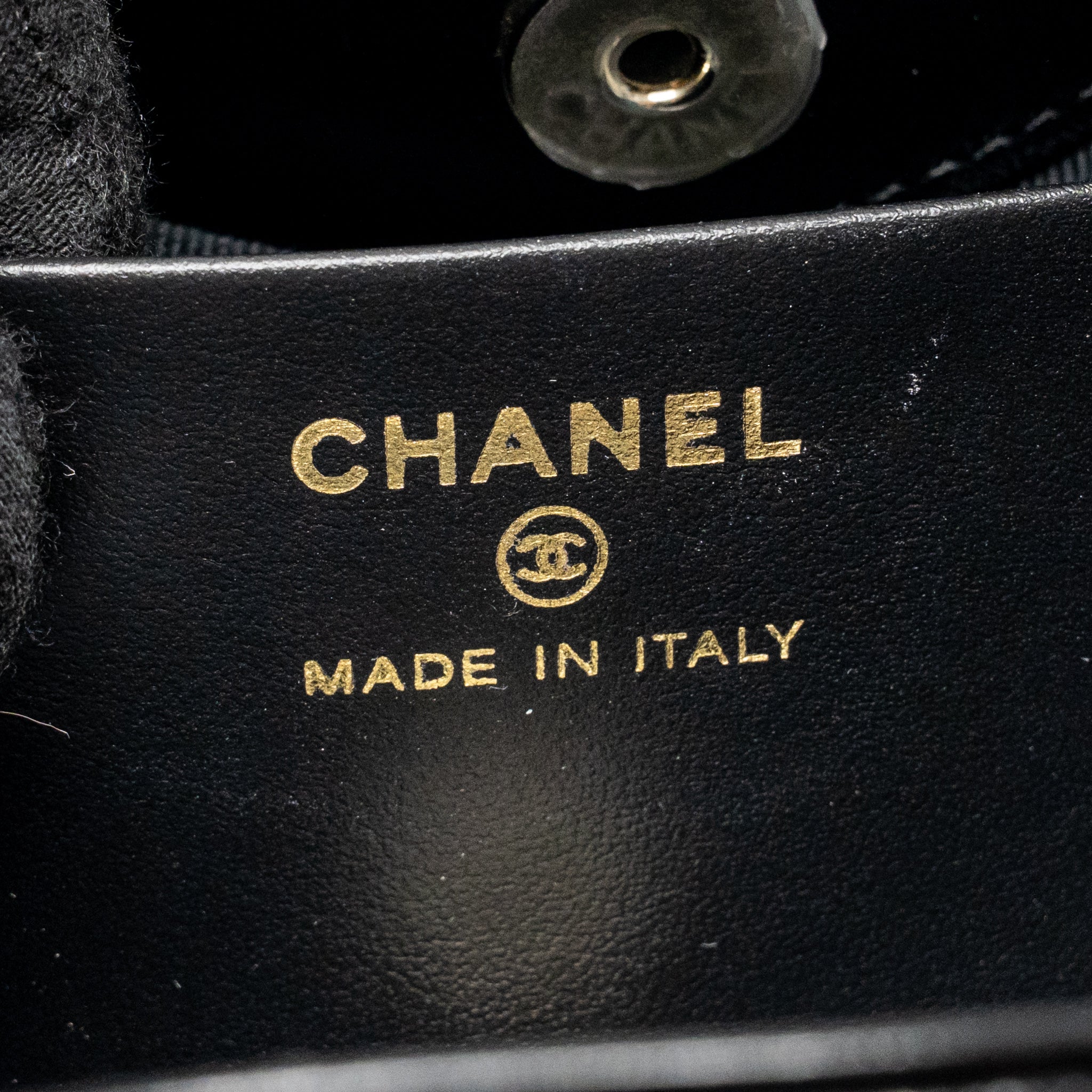 CHANEL MINI 31 CLUTCH WITH CHAIN SHINY LAMBSKIN BLACK LGHW (MICROCHIP)