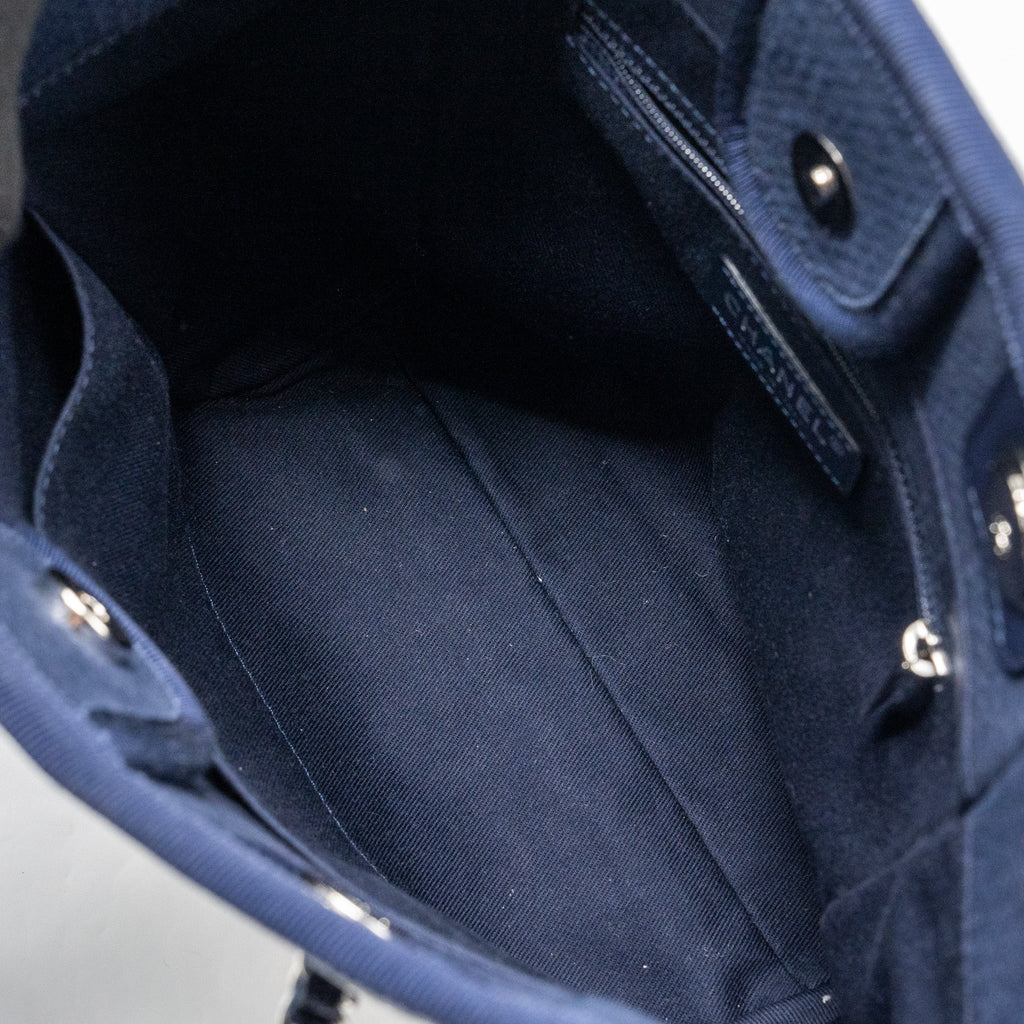 CHANEL SMALL DEAUVILLE TOTE BAG CANVAS NAVY SHW (MICROCHIP)