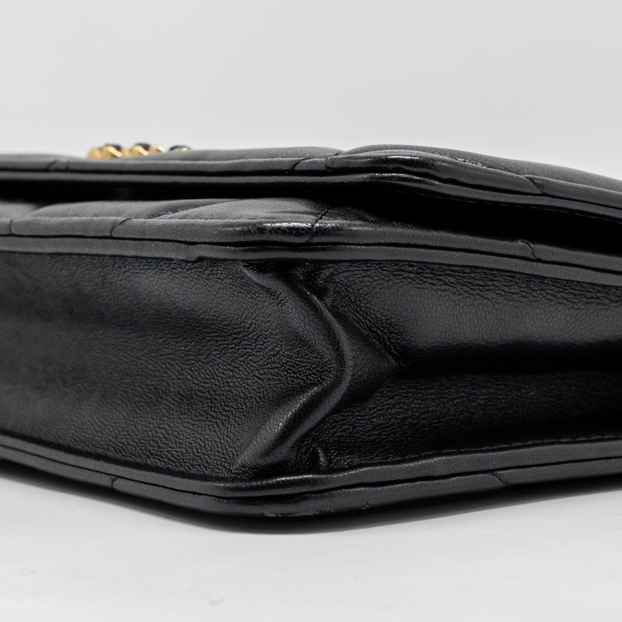 CHANEL 19 WALLET ON CHAIN LAMBSKIN BLACK MULTICOLOUR HARDWARE