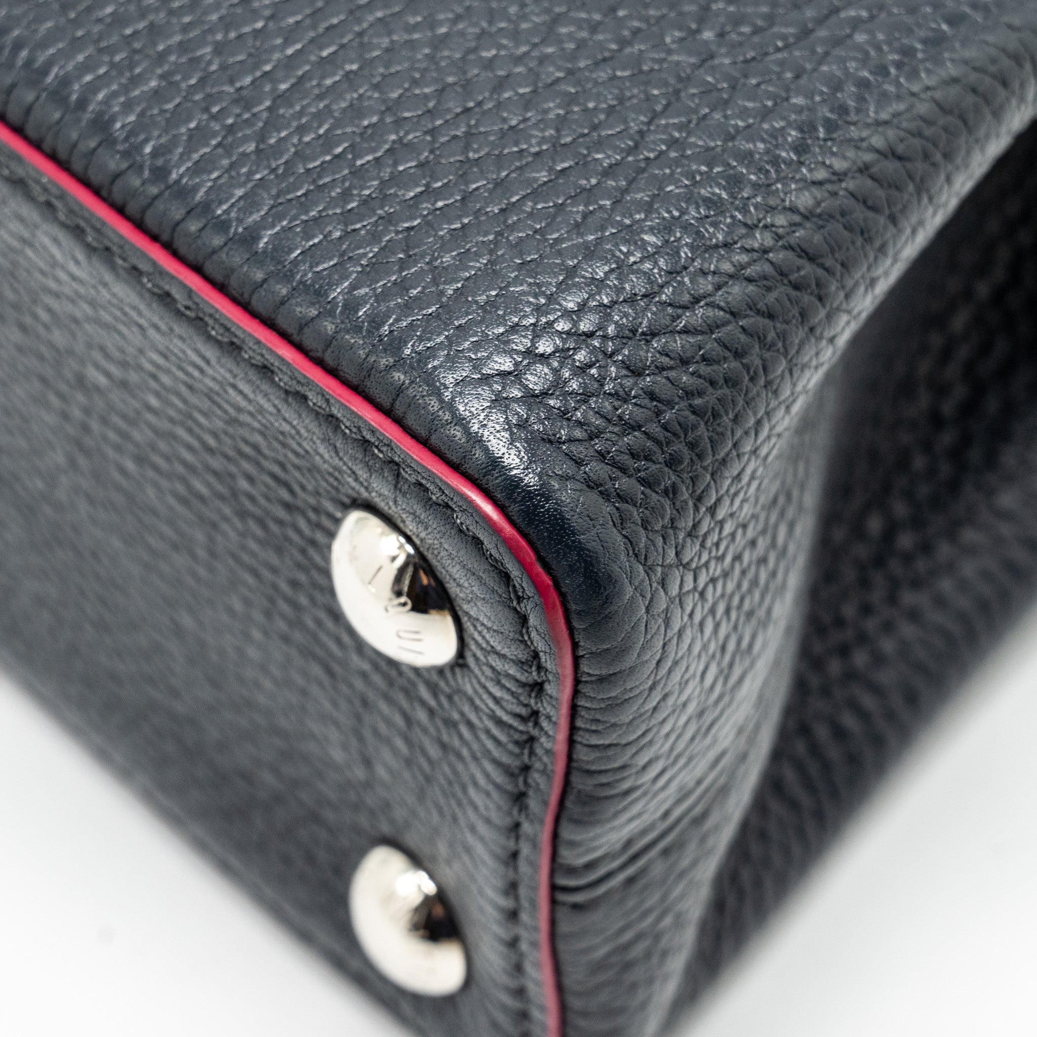 LOUIS VUITTON CAPUCINES BB TAURILLON NAVY SHW