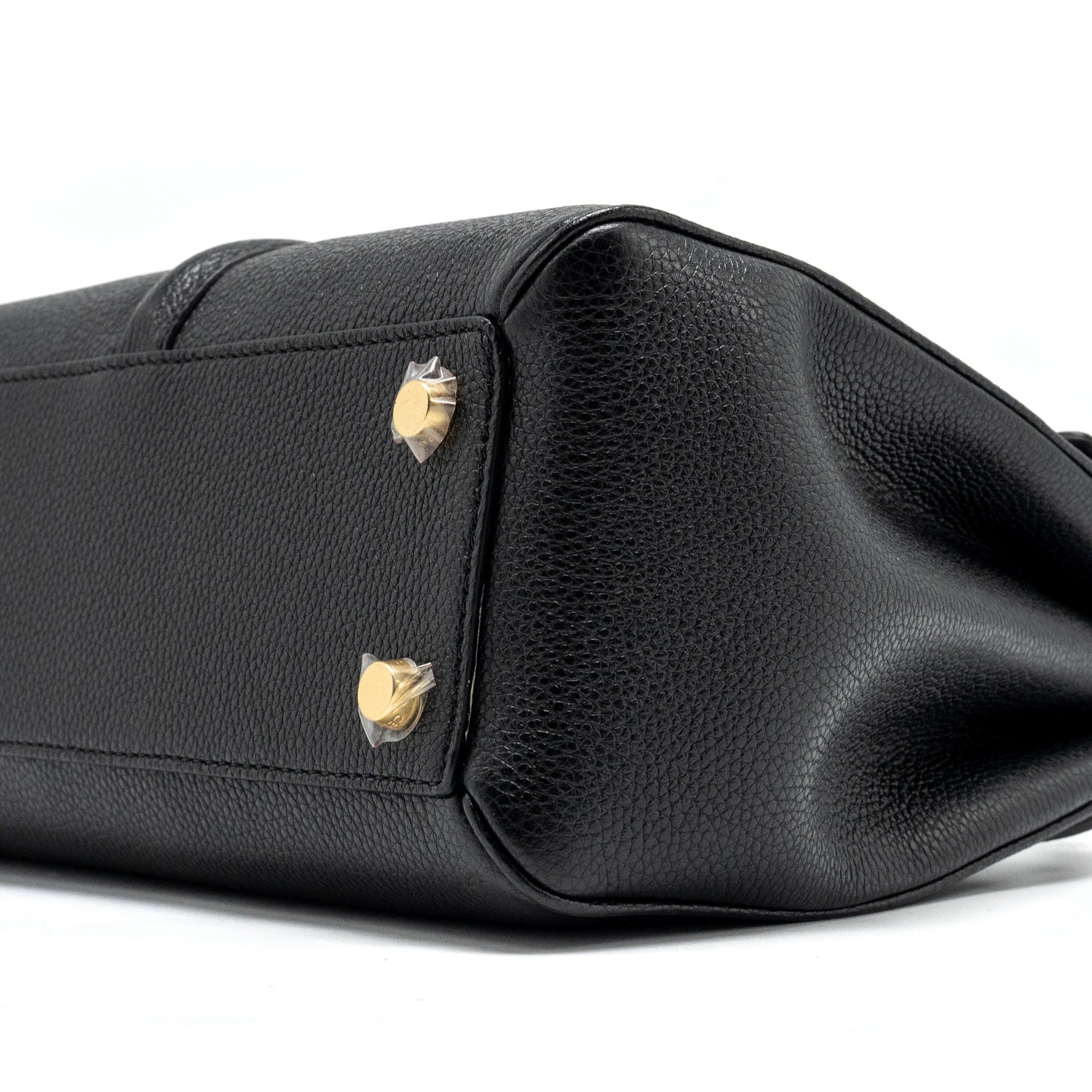 CELINE SMALL 16 BAG GRAINED CALFSKIN BLACK GHW