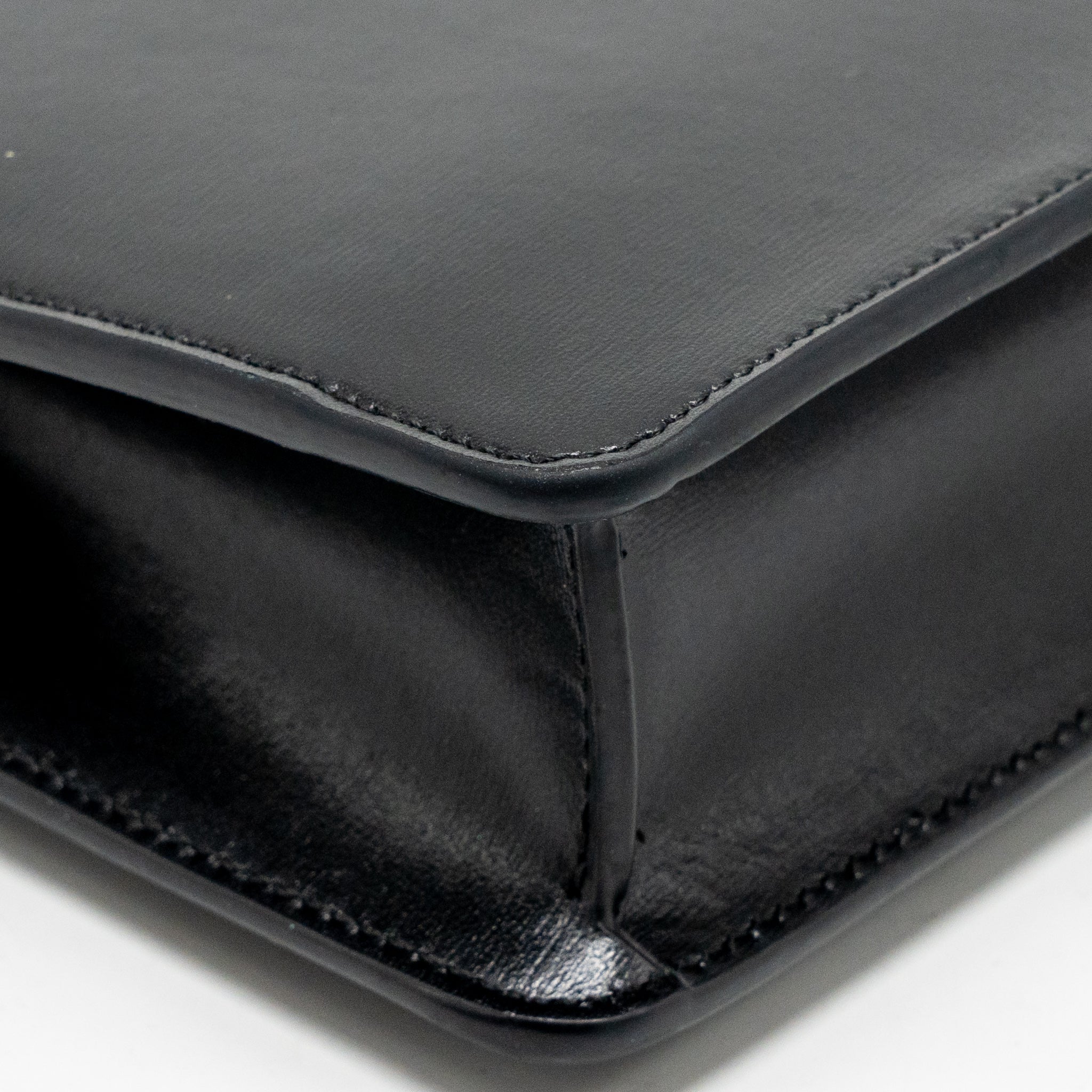 CELINE WALLET ON CHAIN MARGO SHINY CALFSKIN BLACK GHW