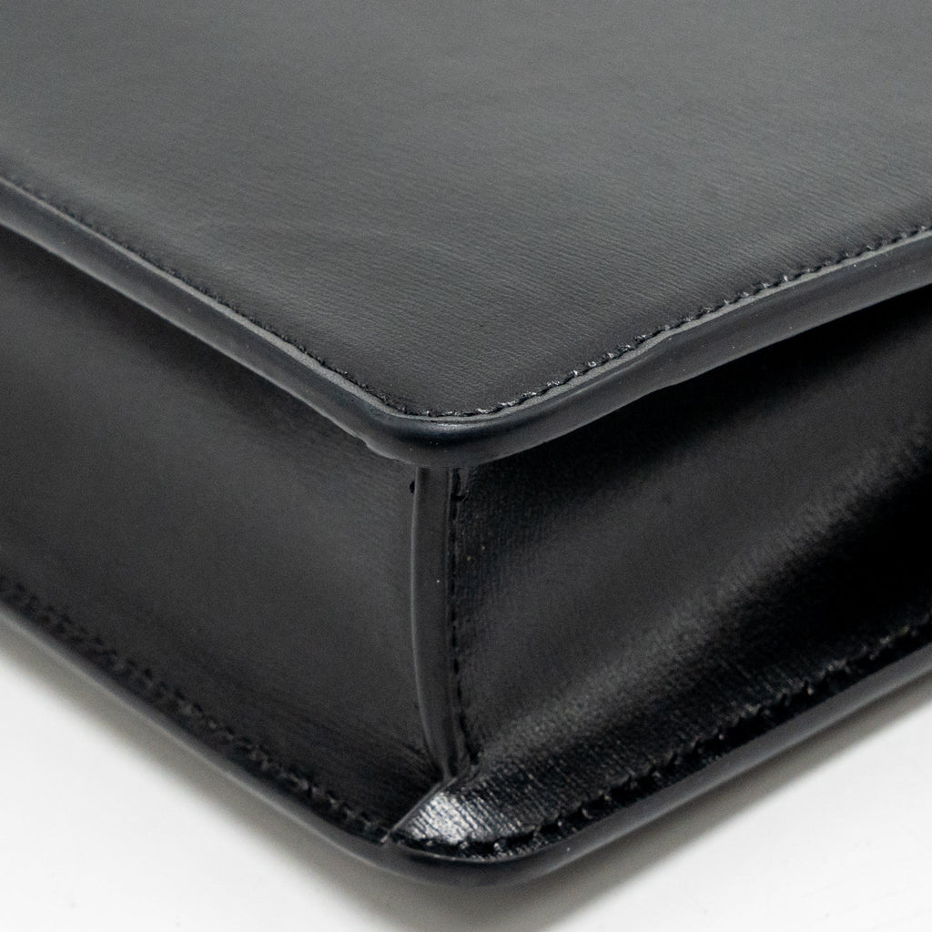 CELINE WALLET ON CHAIN MARGO SHINY CALFSKIN BLACK GHW