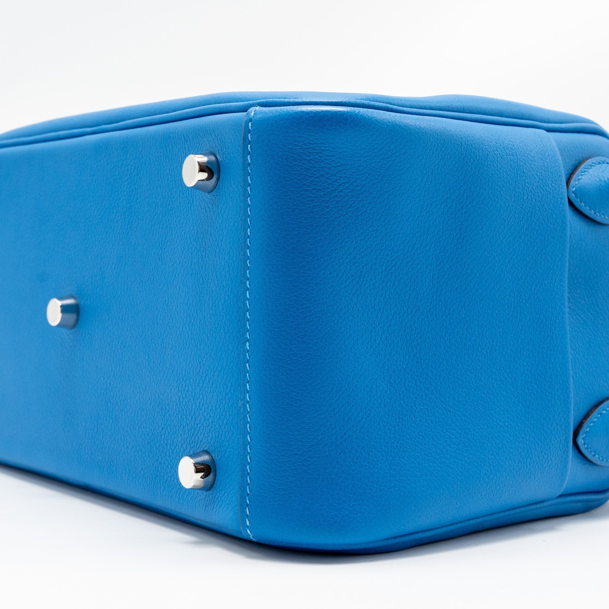 HERMES LINDY 26 EVERCOLOR BLUE ZANZIBAR SHW