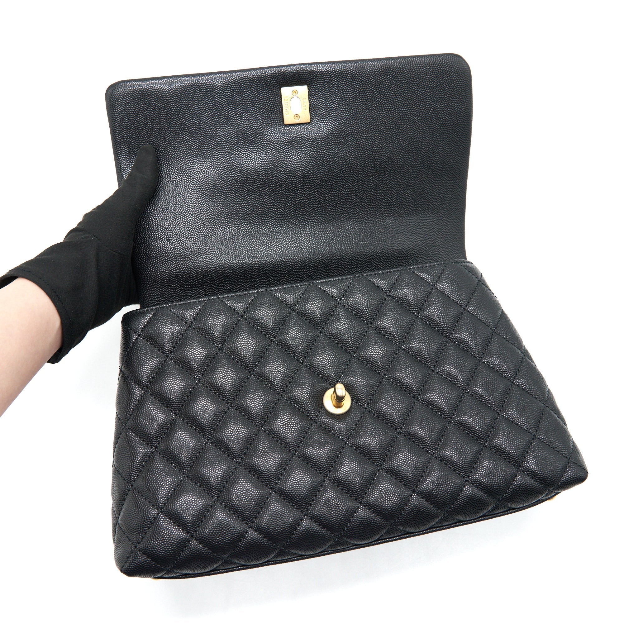 CHANEL COCO HANDLE MEDIUM IN CAVIAR BLACK