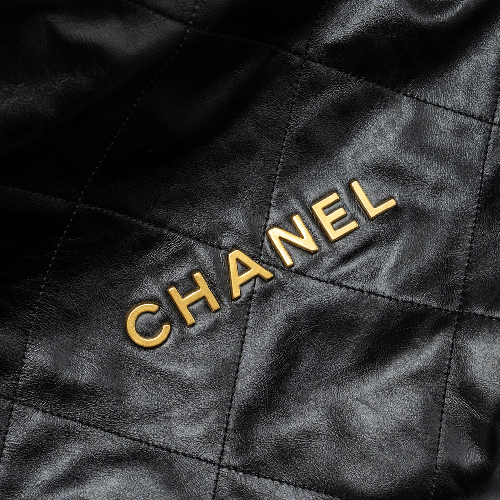 CHANEL MEDIUM 22 BAG CALFSKIN BLACK GHW (MICROCHIP)