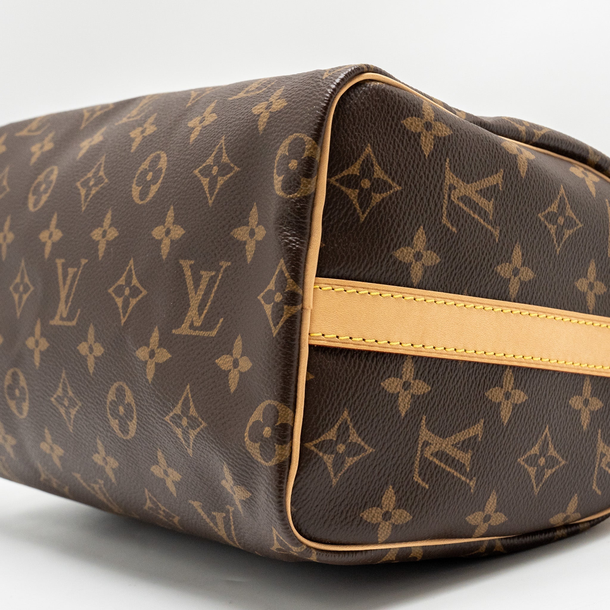 LOUIS VUITTON SPEEDY BANDOULIERE 25 MONOGRAM CANVAS GHW