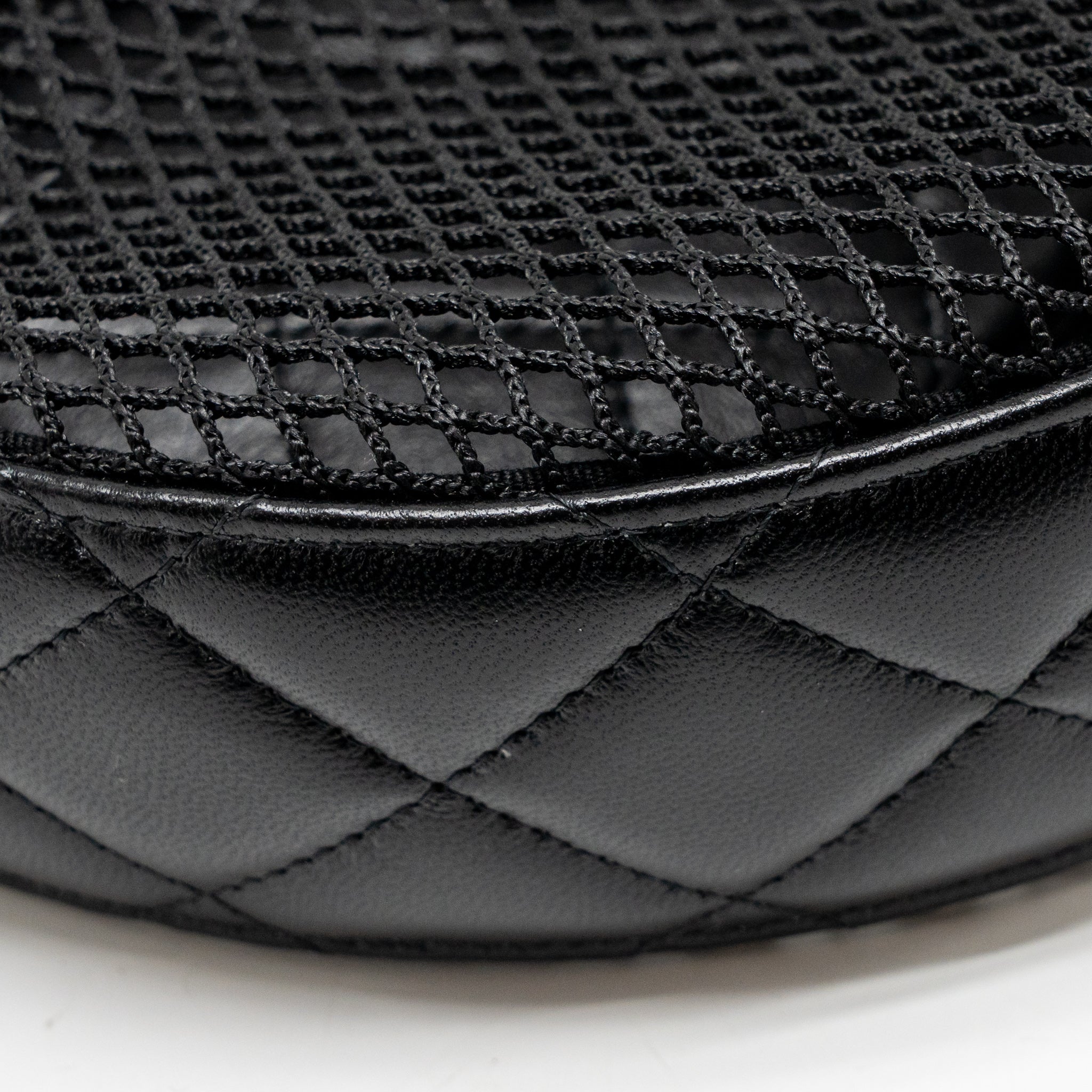 CHANEL 25S HALF MOON CLUTCH WITH CHAIN MESH/LAMBSKIN BLACK LGHW (MICROCHIP)