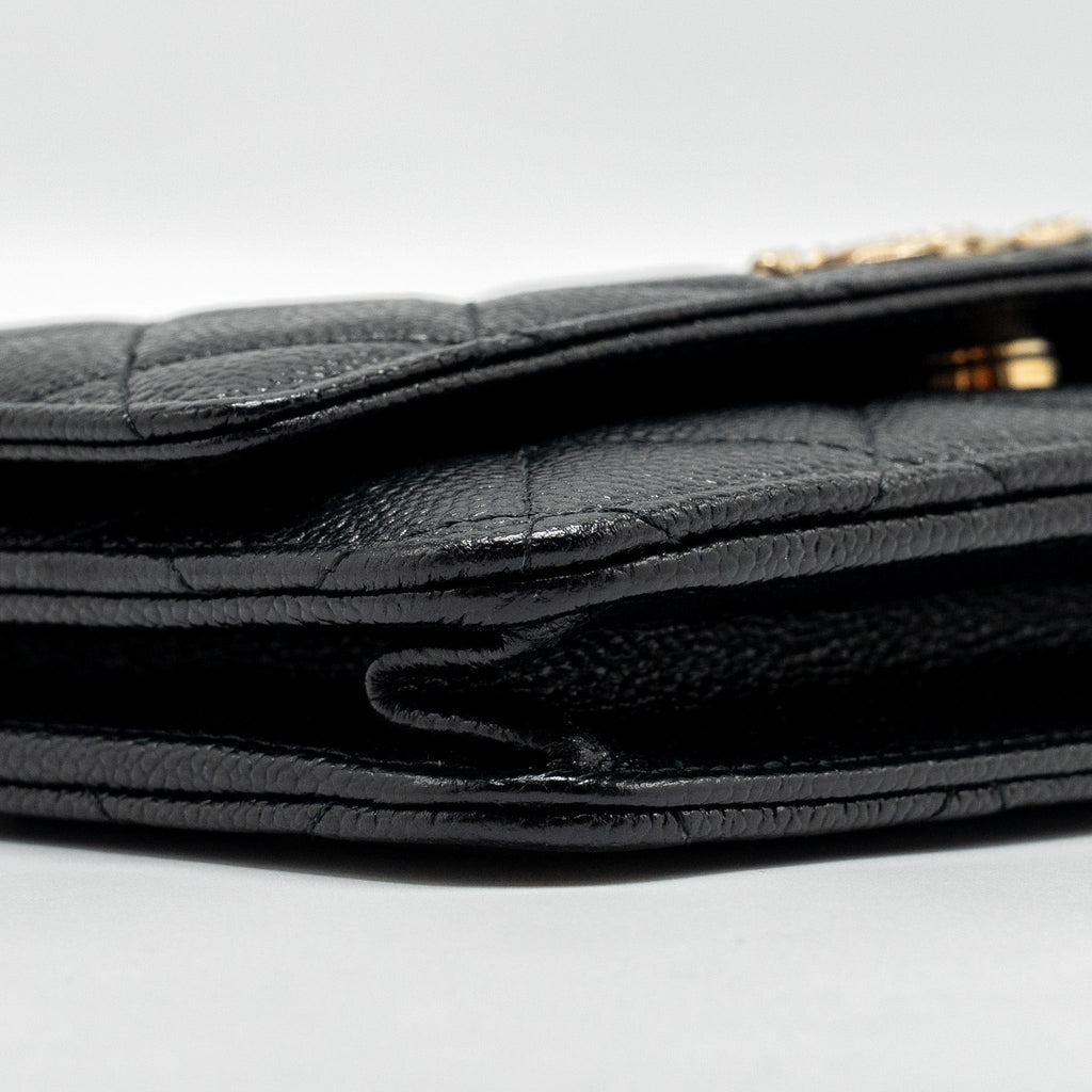 CHANEL DETAILED CC LOGO WALLET ON CHAIN CAVIAR BLACK GHW (MICROCHIP)