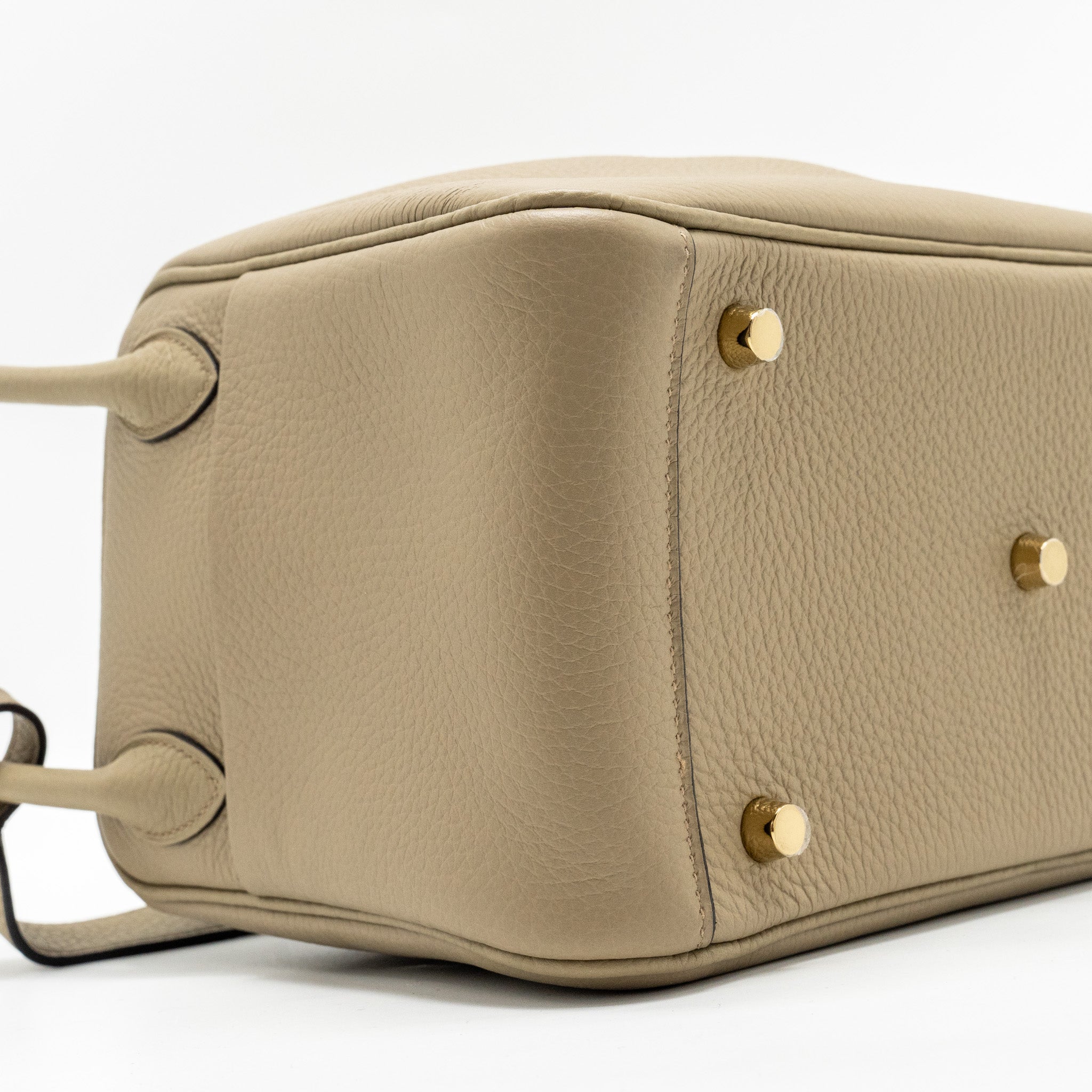 HERMES LINDY 26 CLEMENCE BEIGE MARFA GHW