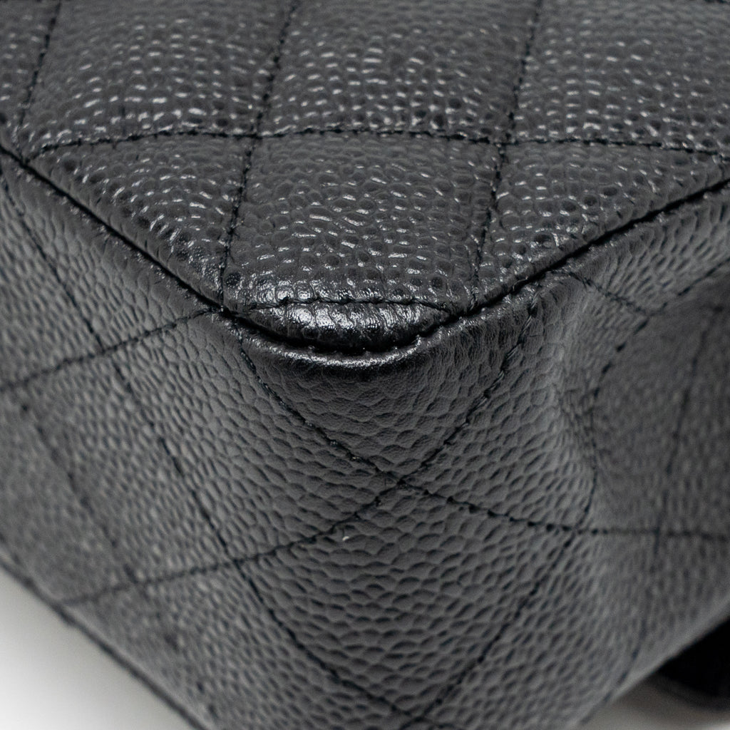 CHANEL MEDIUM CLASSIC DOUBLE FLAP BAG CAVIAR BLACK GHW