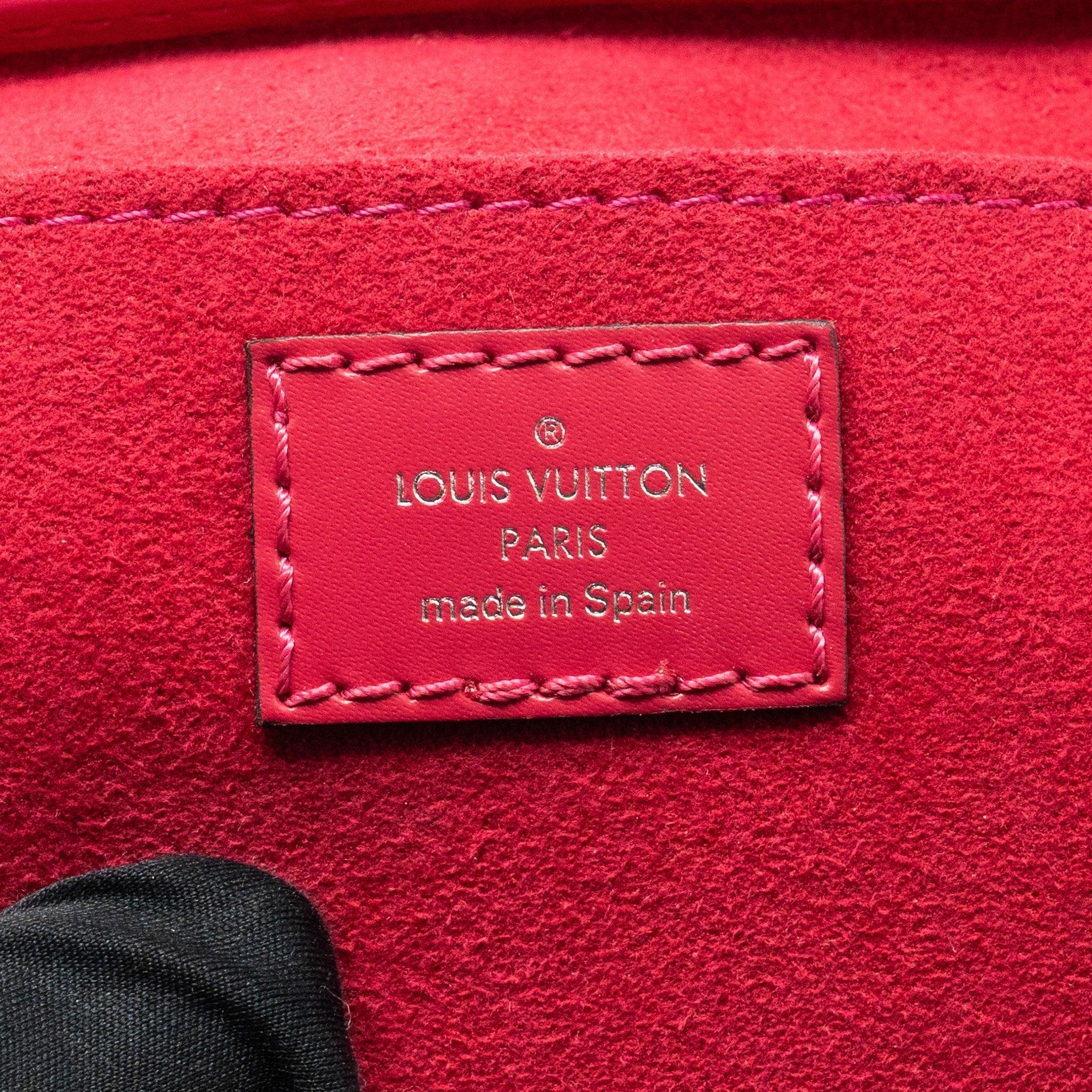 LOUIS VUITTON PETIT SAC PLAT EPI ROSE PONDICHERRY SHW
