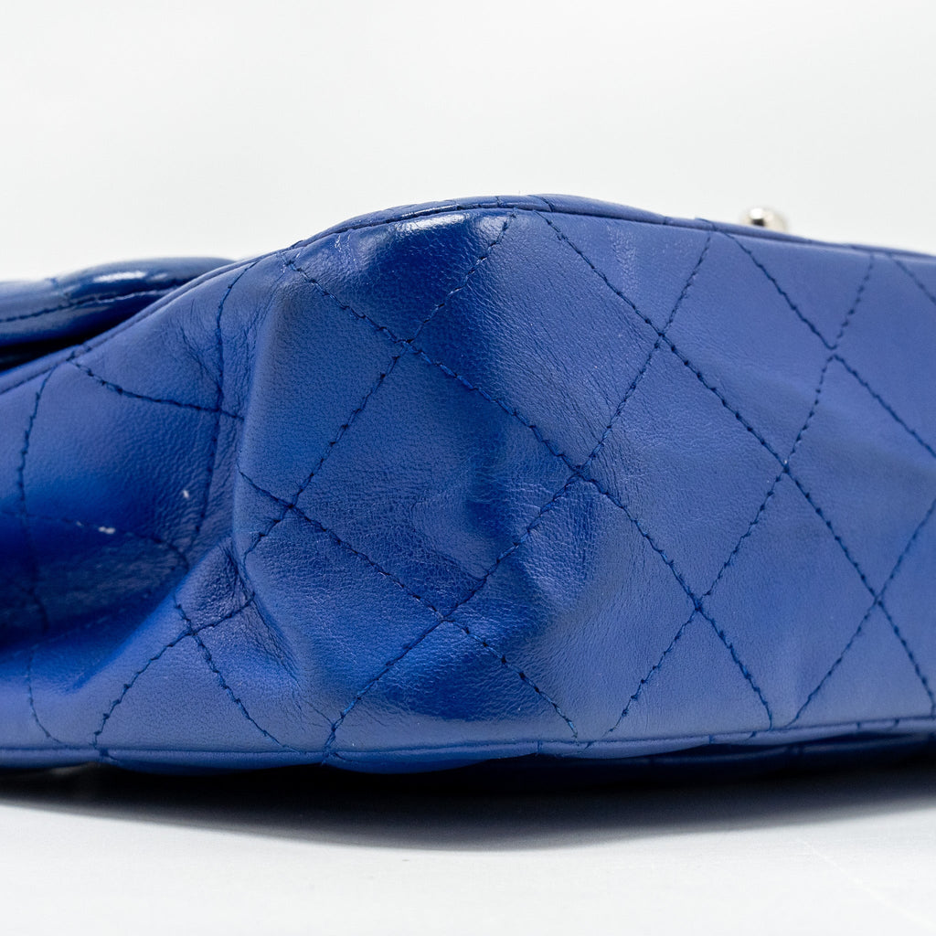 CHANEL MEDIUM CLASSIC DOUBLE FLAP BAG LAMBSKIN BLUE SHW