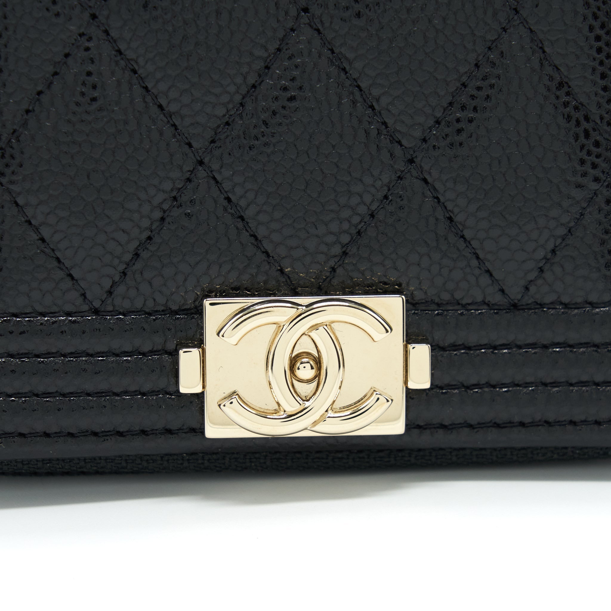 CHANEL CLASSIC BOY ZIP CARDHOLDER CAVIAR BLACK LGHW