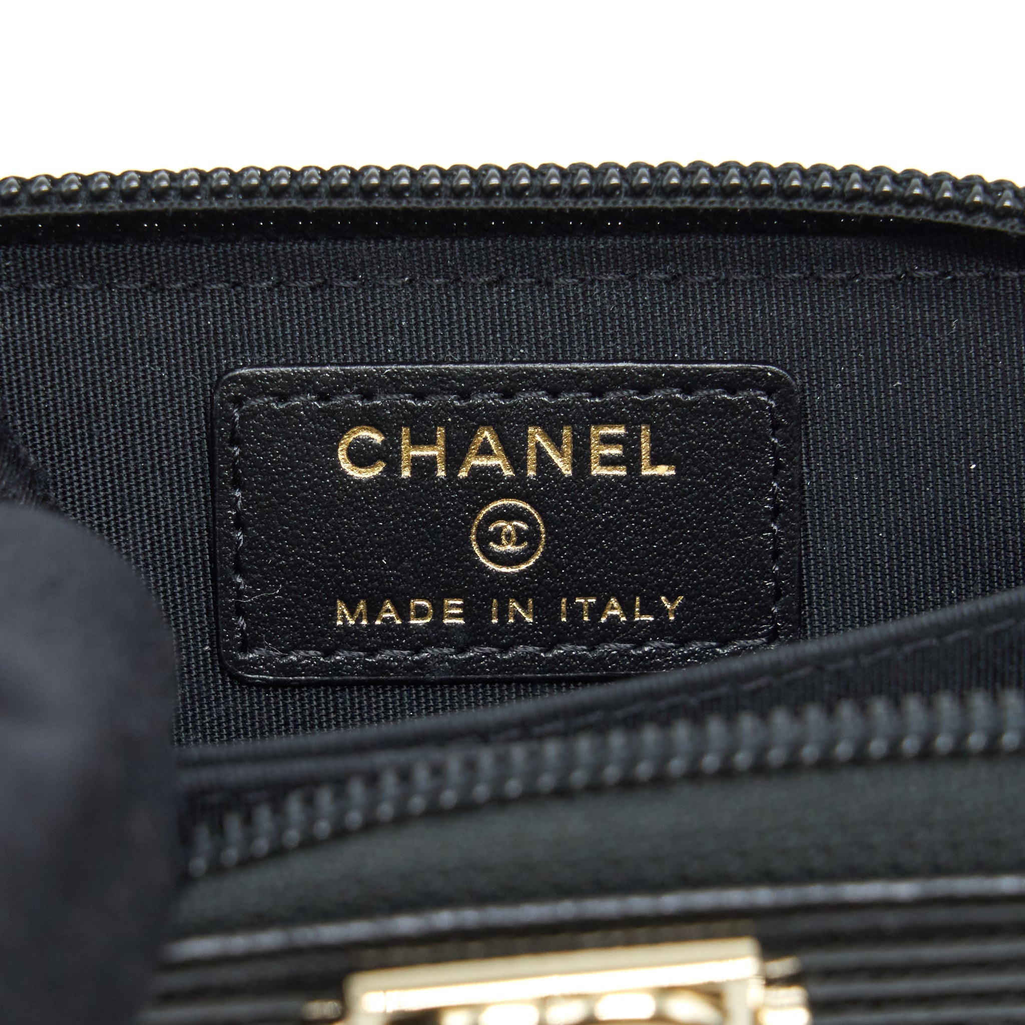 CHANEL CLASSIC BOY ZIP CARDHOLDER CAVIAR BLACK LGHW