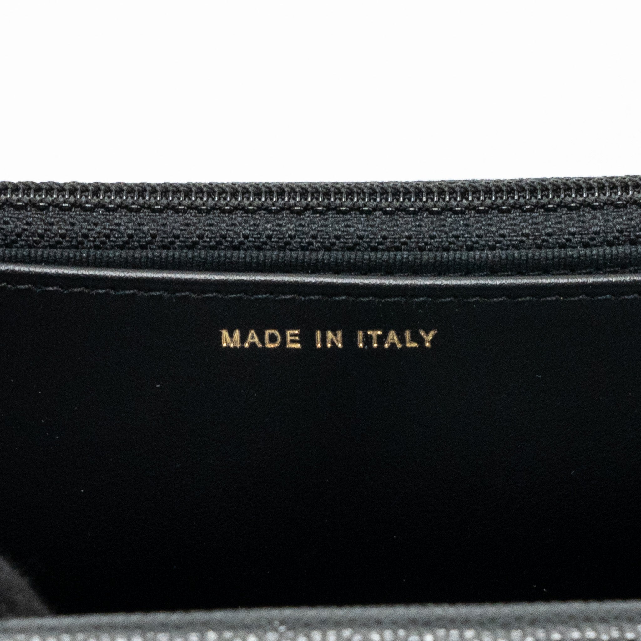 CHANEL DETAILED LOGO WALLET ON CHAIN CAVIAR BLACK LGHW (MICROCHIP)