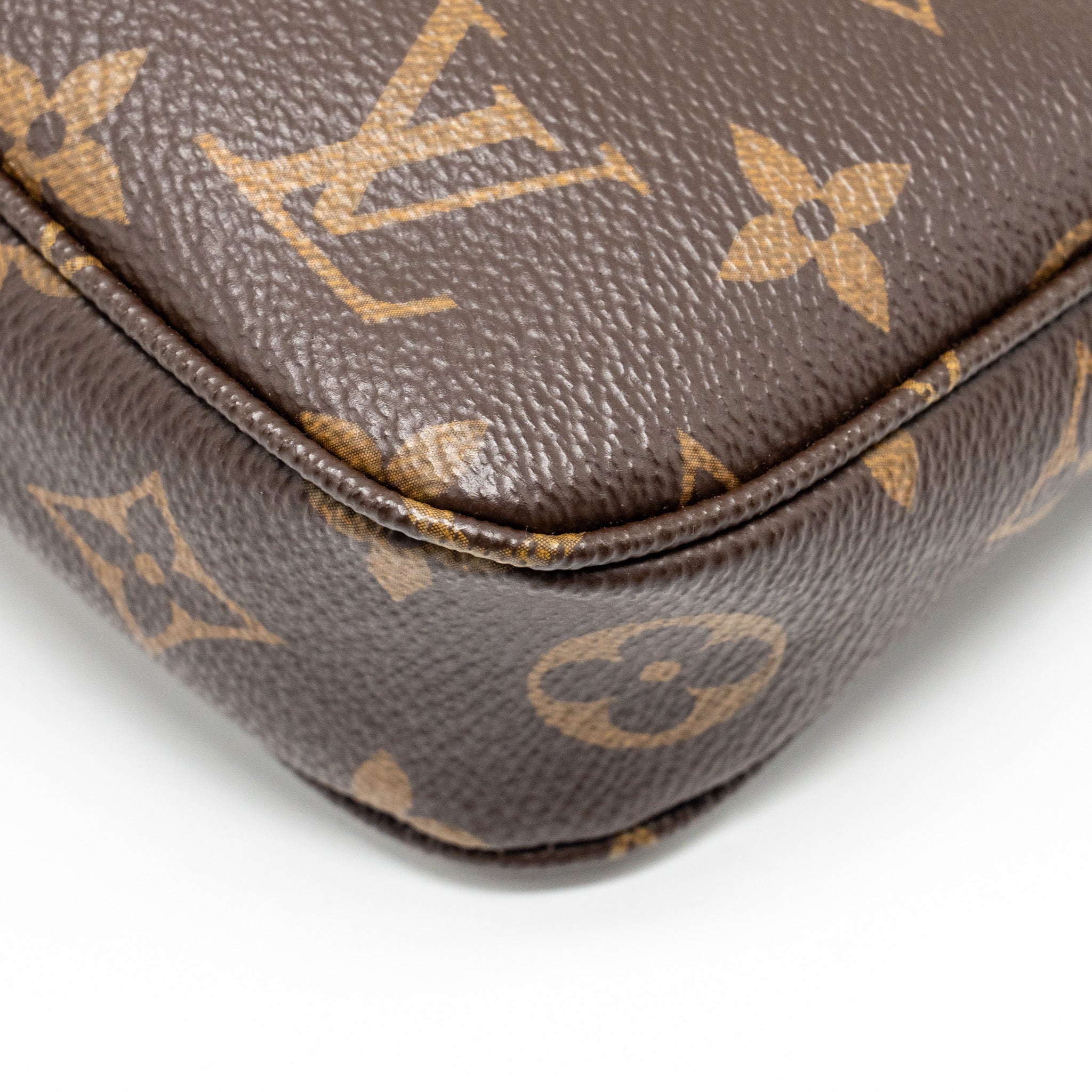 LOUIS VUITTON POCHETTE ACCESSORIES MONOGRAM CANVAS GHW