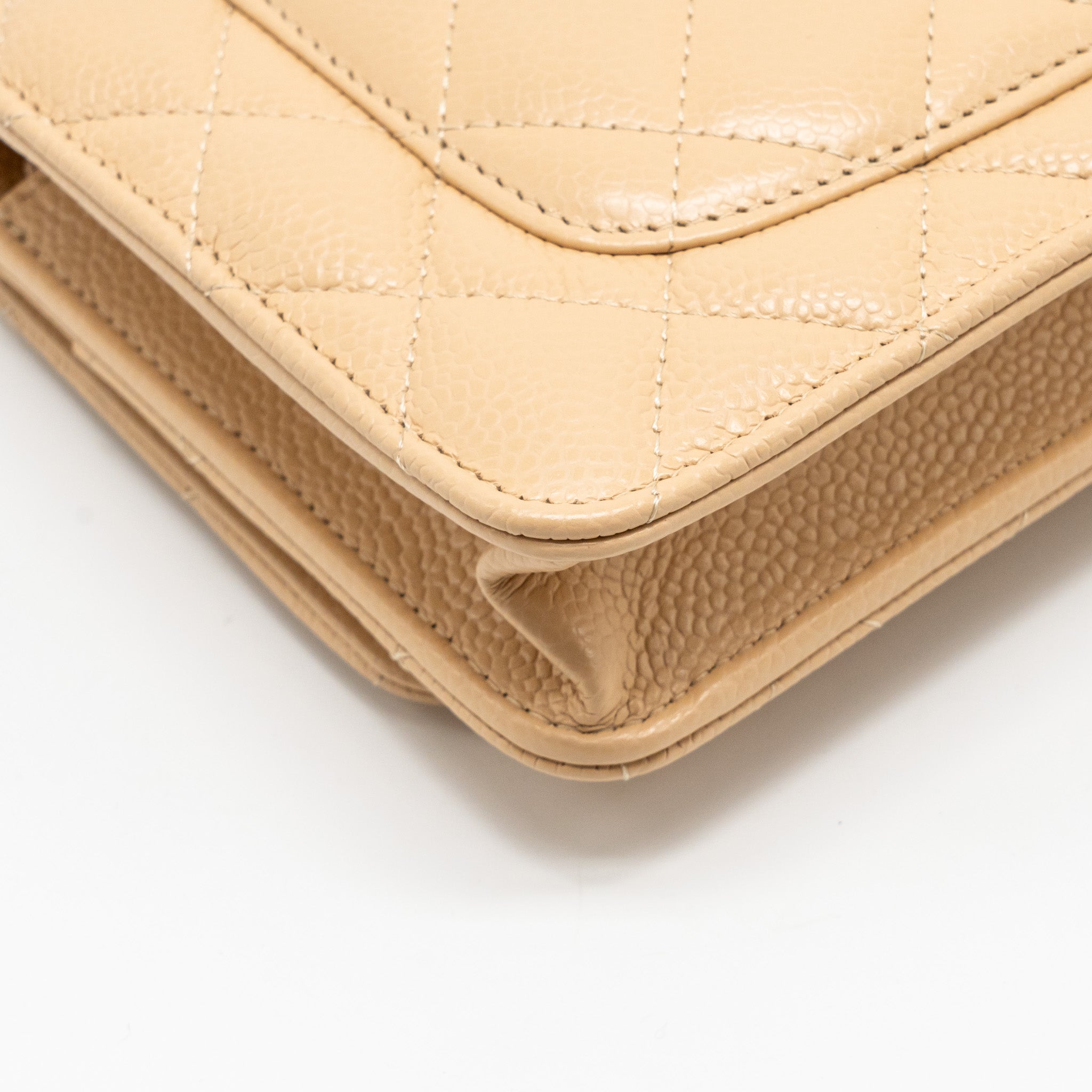 CHANEL CLASSIC WALLET ON CHAIN CAVIAR BEIGE GHW (MICROCHIP)
