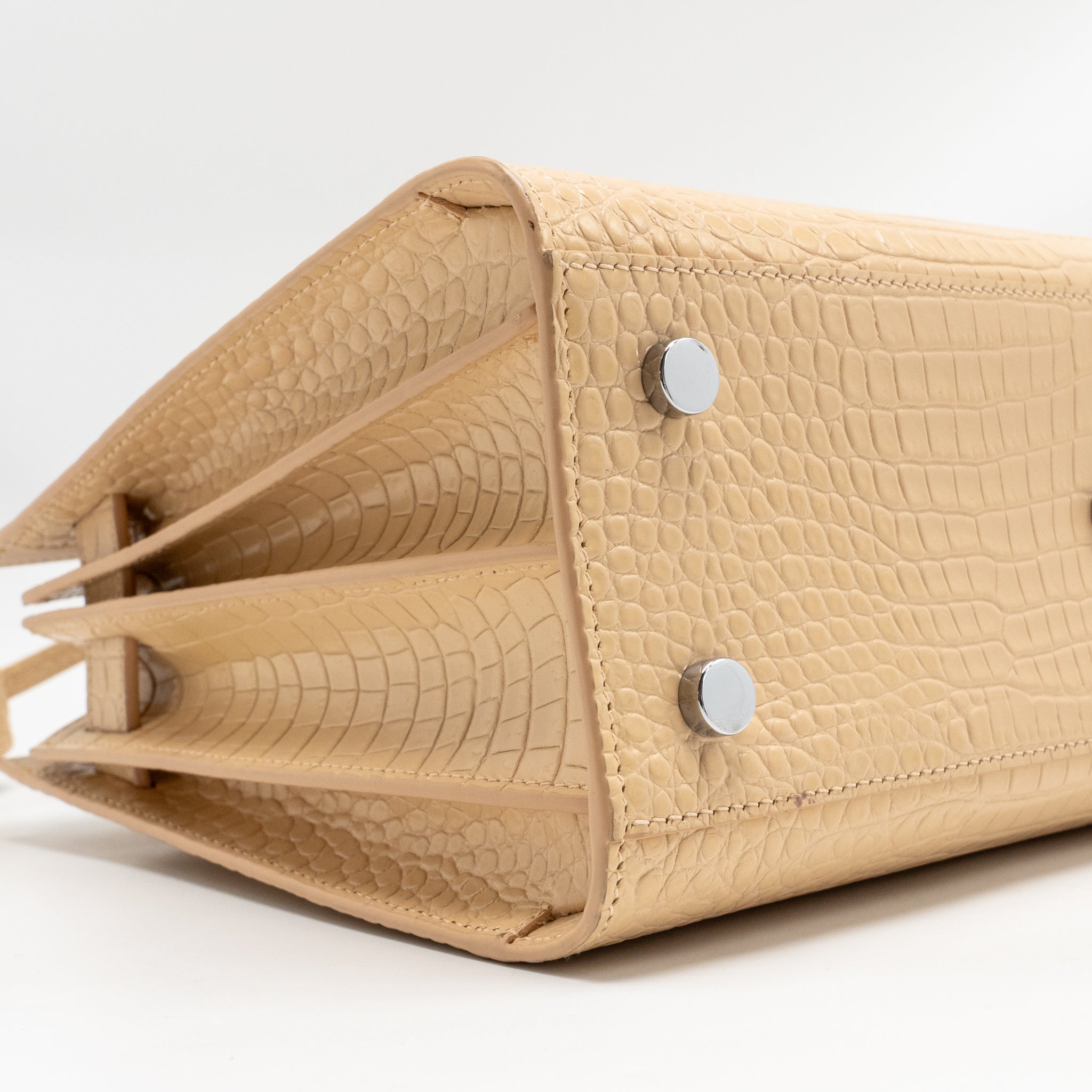SAINT LAURENT SAC DE JOUR TOTE CROC EMBOSSED CALFSKIN BEIGE SHW