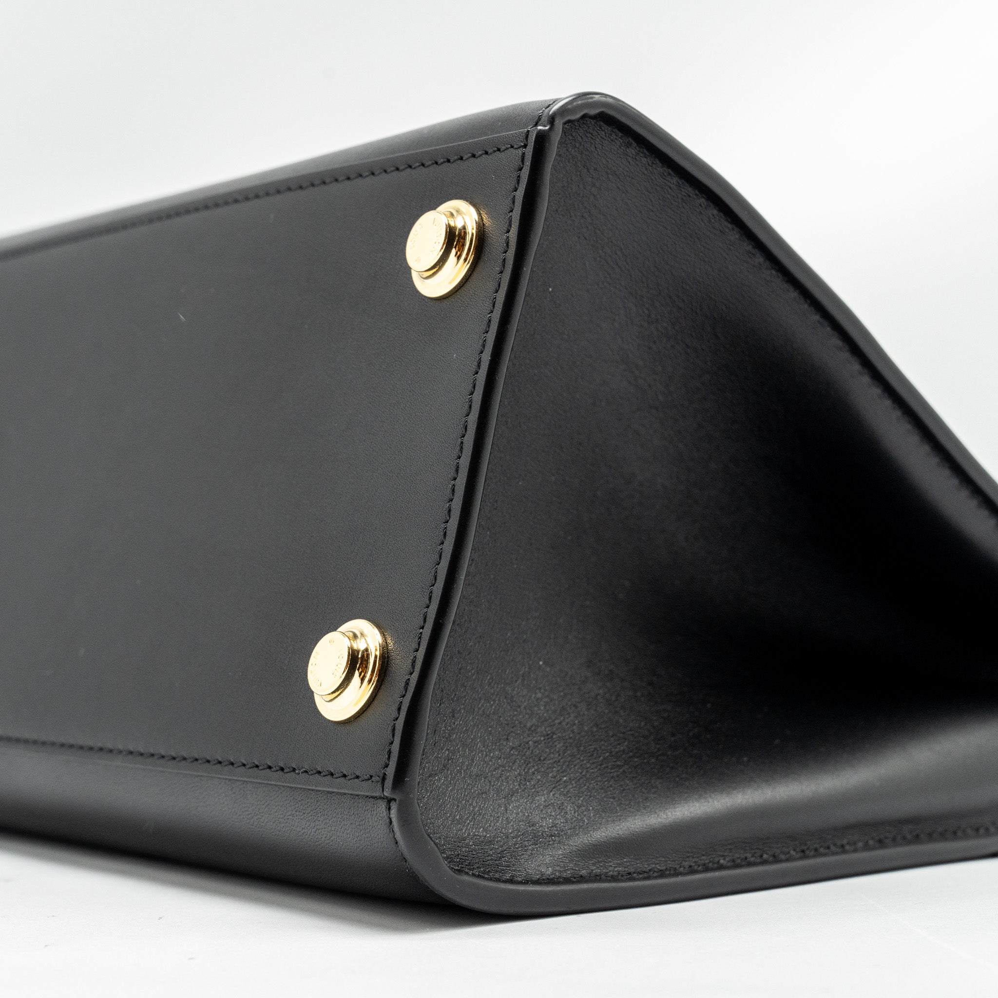 LOUIS VUITTON CITY STEAMER PM GRAINED CALFSKIN BLACK GHW