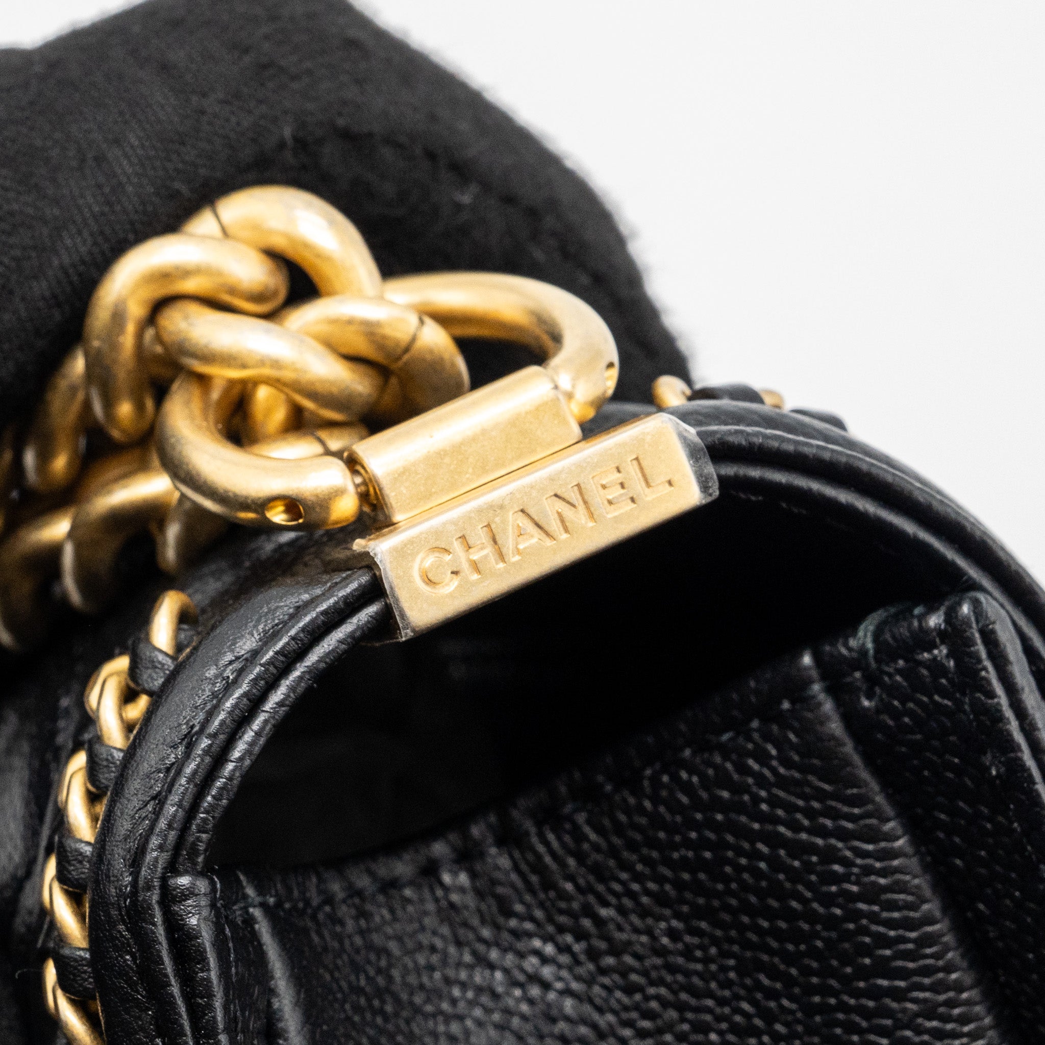 CHANEL MEDIUM BOY BAG LIMITED EDITION CAVIAR BLACK GHW (MICROCHIP)