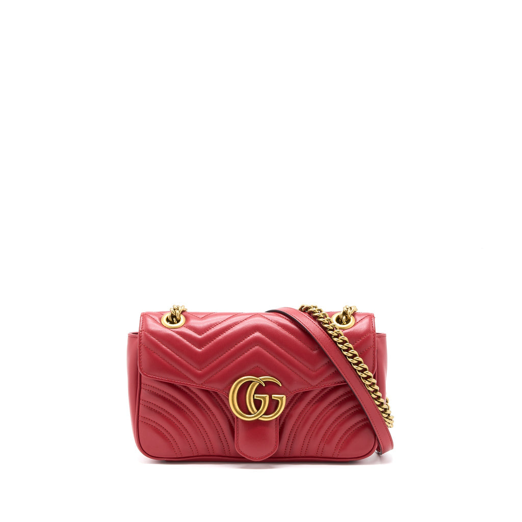 GUCCI SMALL GG MARMONT MATELASSE SHOULDER BAG CALFSKIN RED GHW