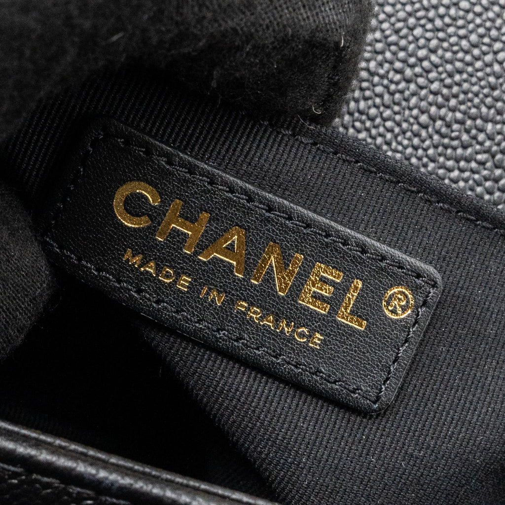CHANEL MEDIUM BOY BAG LIMITED EDITION CAVIAR BLACK GHW (MICROCHIP)