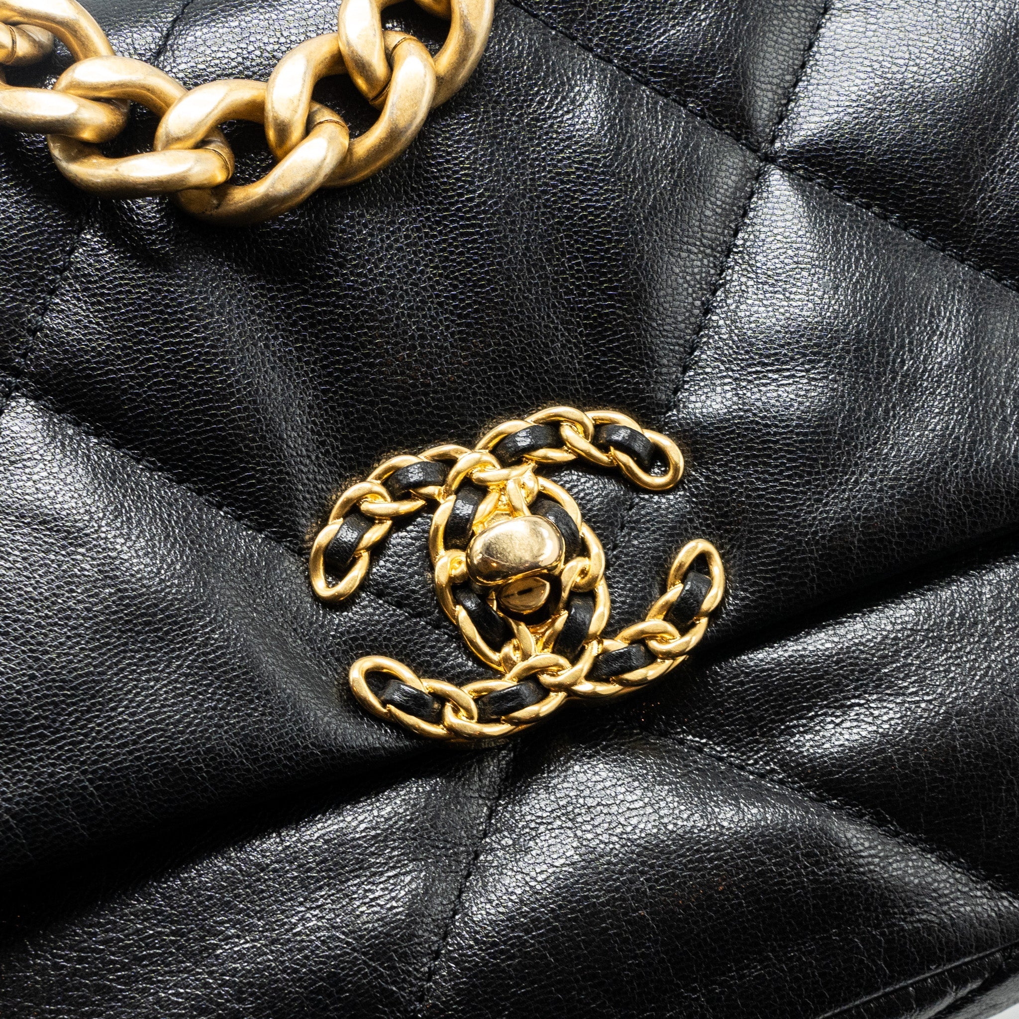 CHANEL SMALL 19 BAG GOATSKIN BLACK MULTICOLOUR HARDWARE