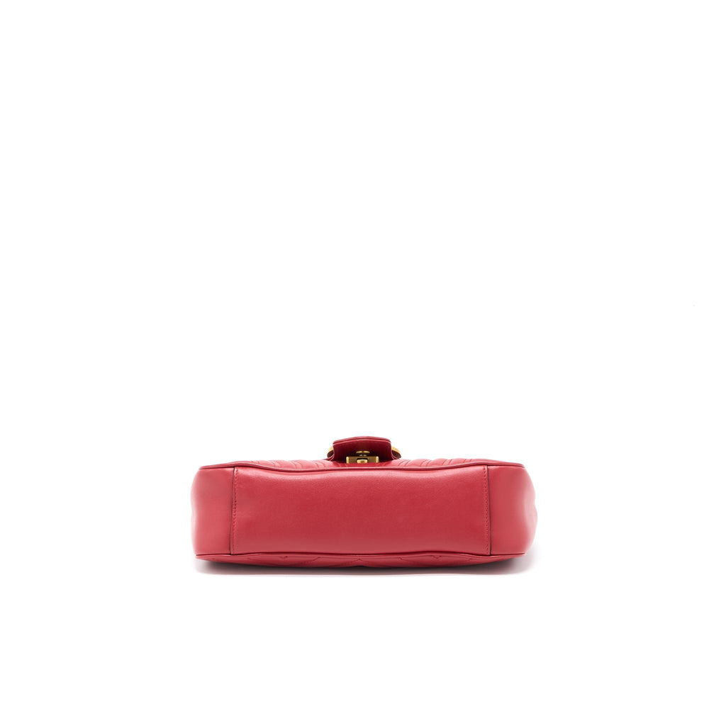 GUCCI SMALL GG MARMONT MATELASSE SHOULDER BAG CALFSKIN RED GHW