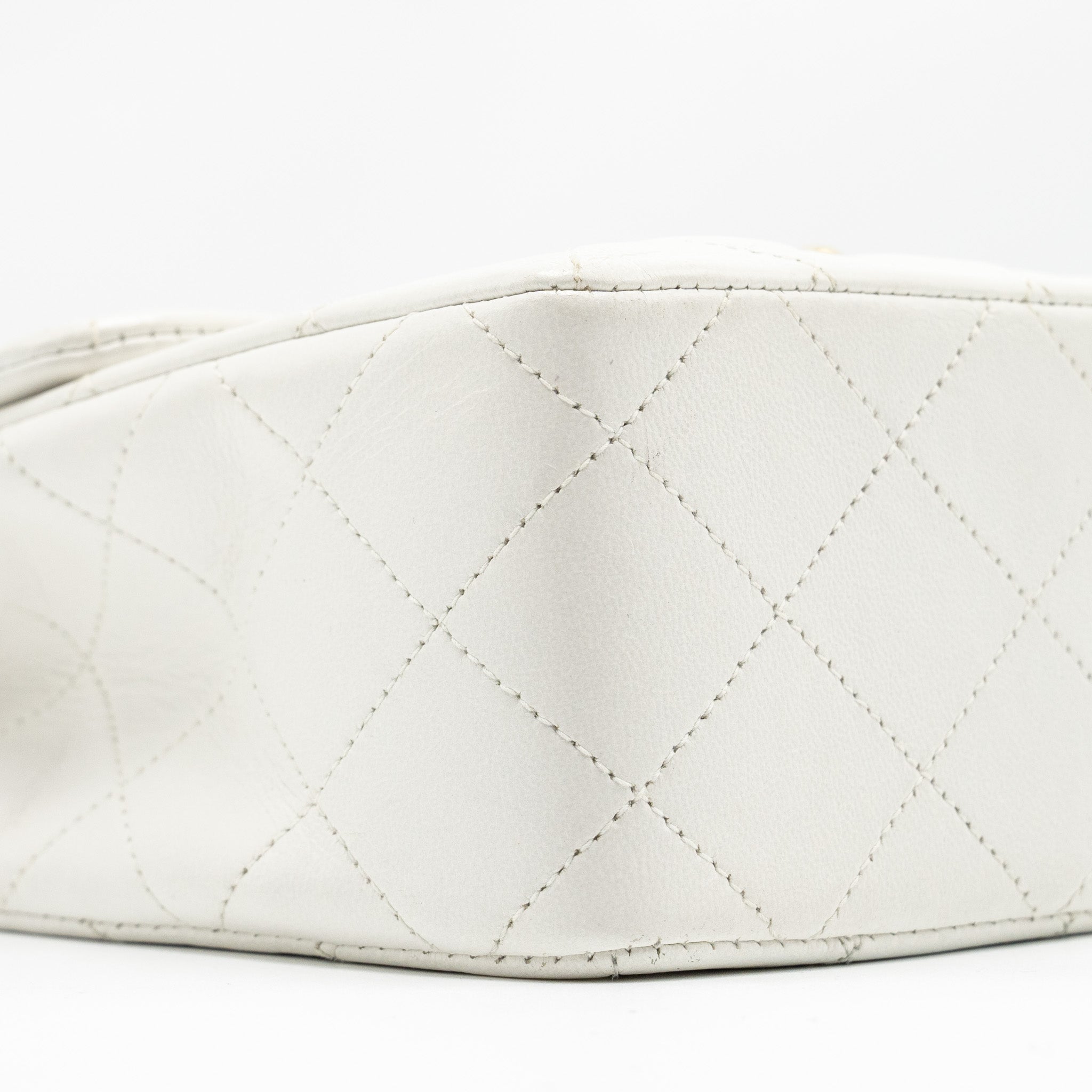CHANEL VINTAGE QUILTED SQUARE FLAP BAG LAMBSKIN WHITE GHW