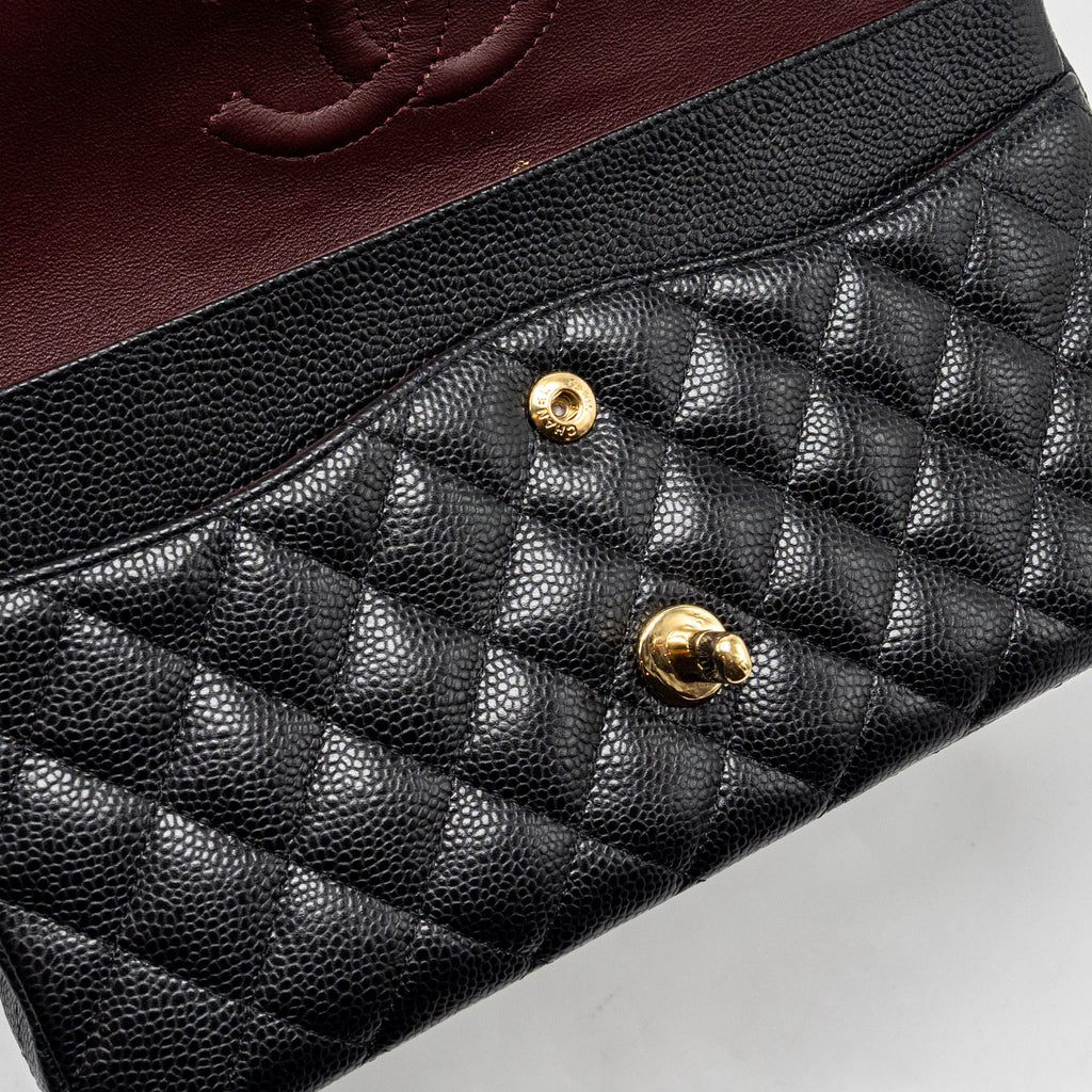 CHANEL MEDIUM CLASSIC DOUBLE FLAP BAG CAVIAR BLACK GHW