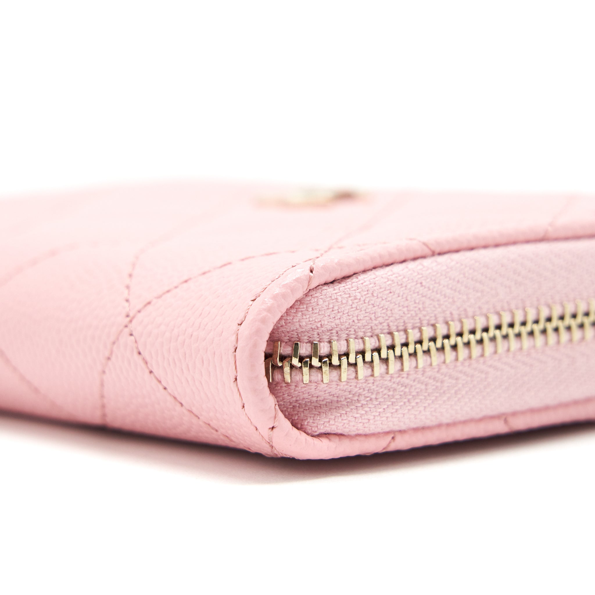 CHANEL 22C ZIP CARDHOLDER PINK CAVIAR LGHW