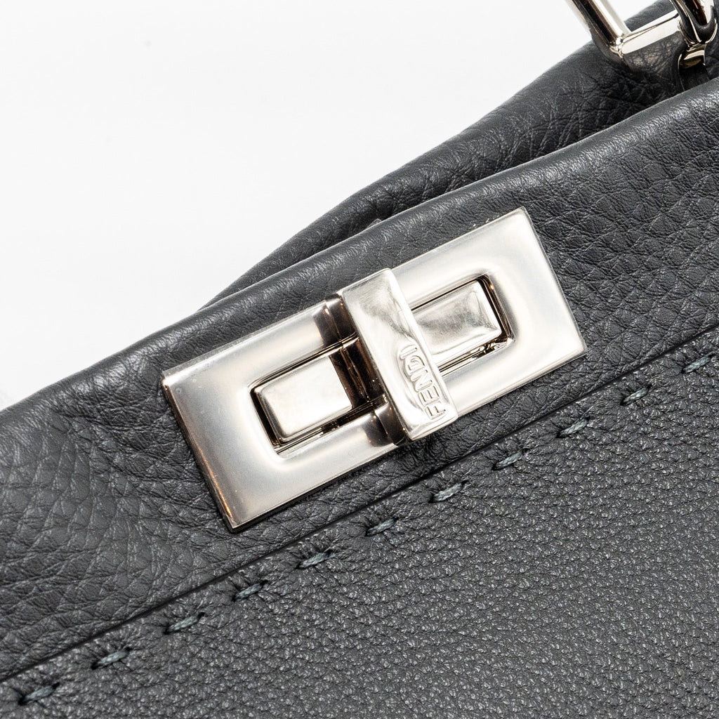 FENDI MEDIUM PEEKABOO BAG SELLERIA LEATHER BLACK SHW