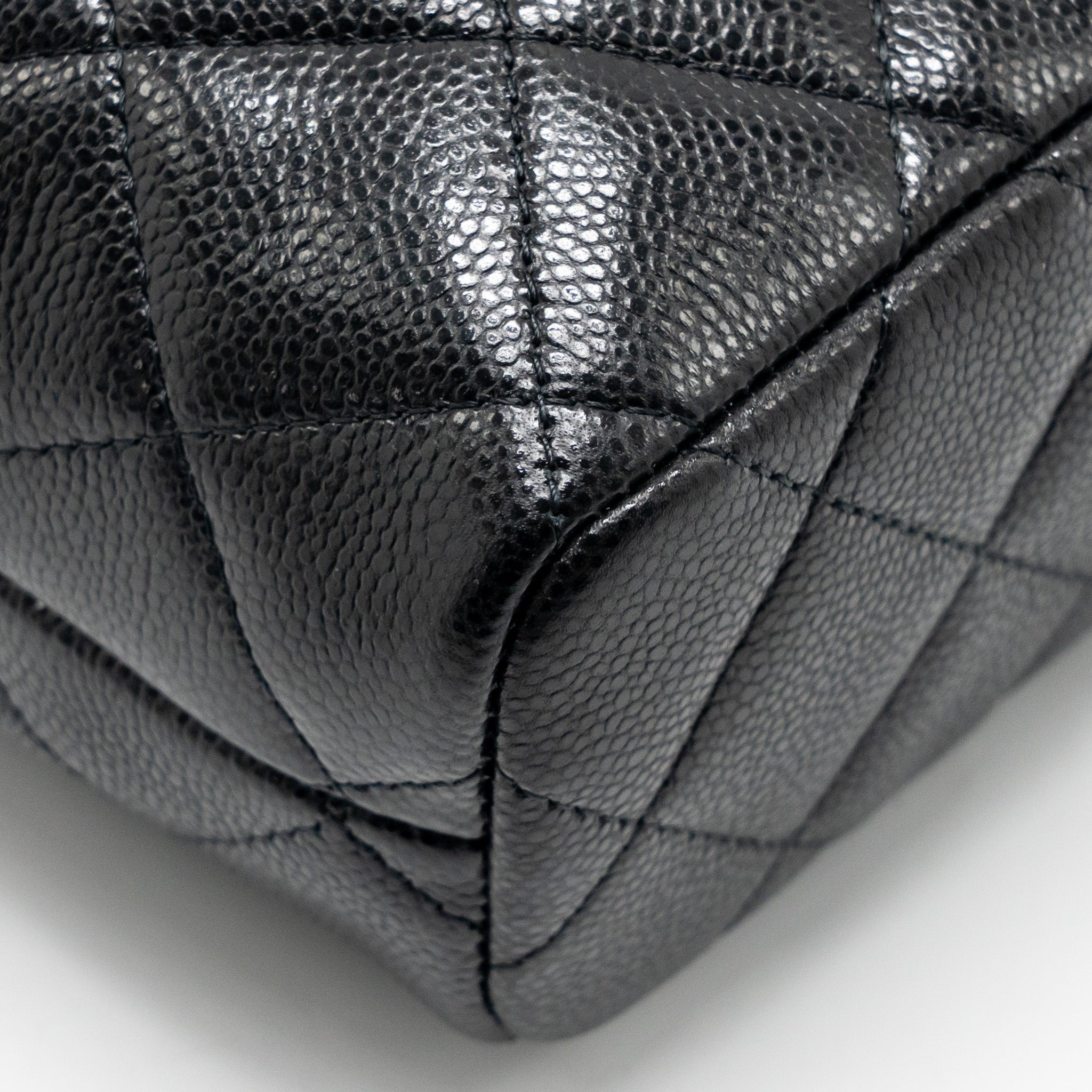 CHANEL 25C QUILTED HOBO BAG CAVIAR BLACK GHW (MICROCHIP)