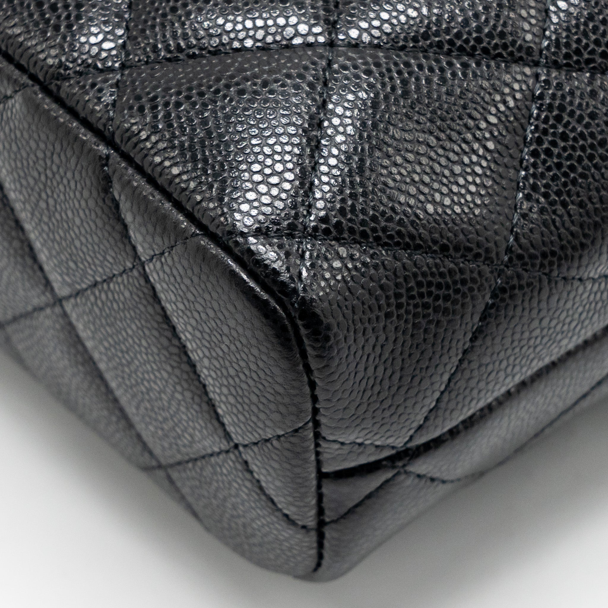 CHANEL 25C QUILTED HOBO BAG CAVIAR BLACK GHW (MICROCHIP)