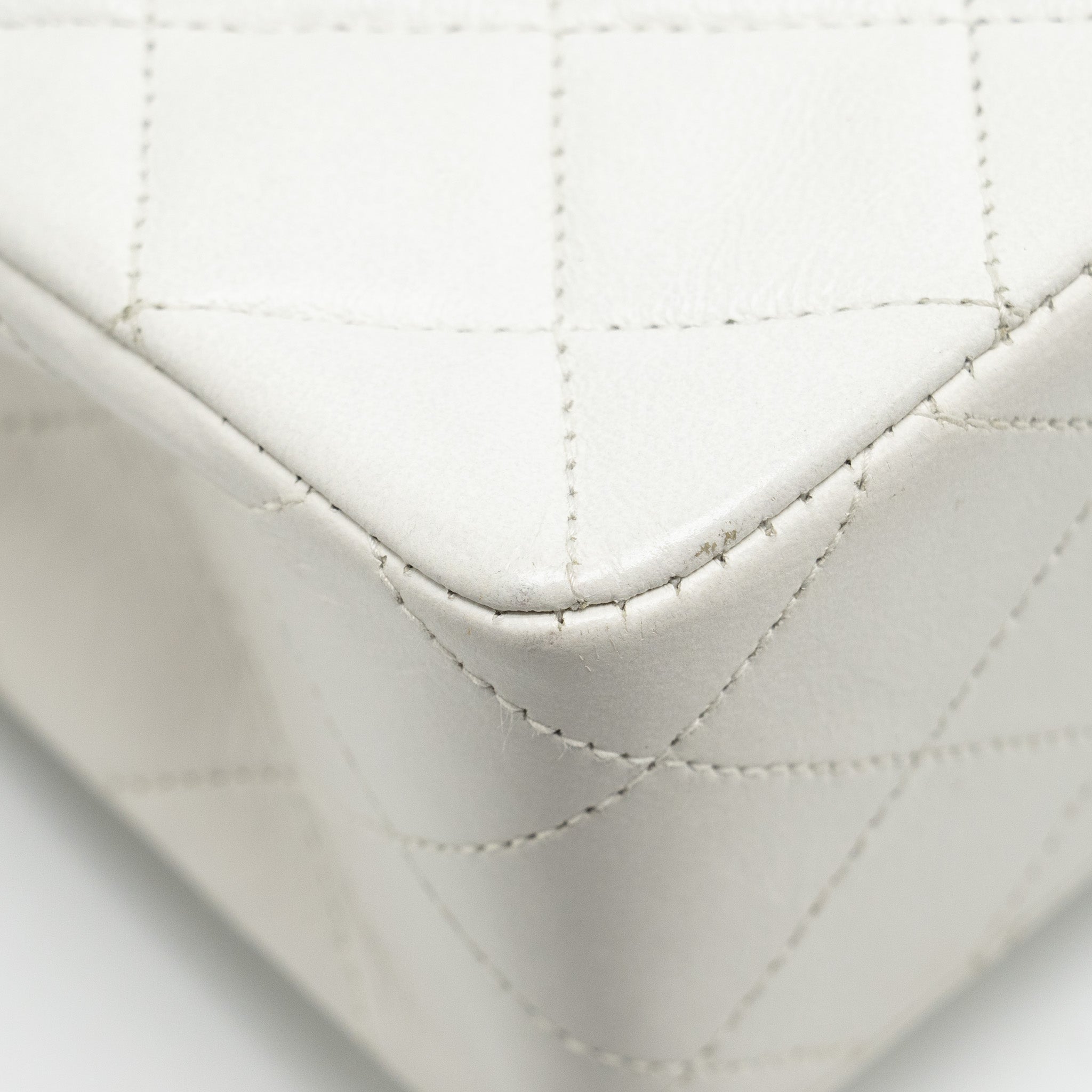 CHANEL VINTAGE QUILTED SQUARE FLAP BAG LAMBSKIN WHITE GHW