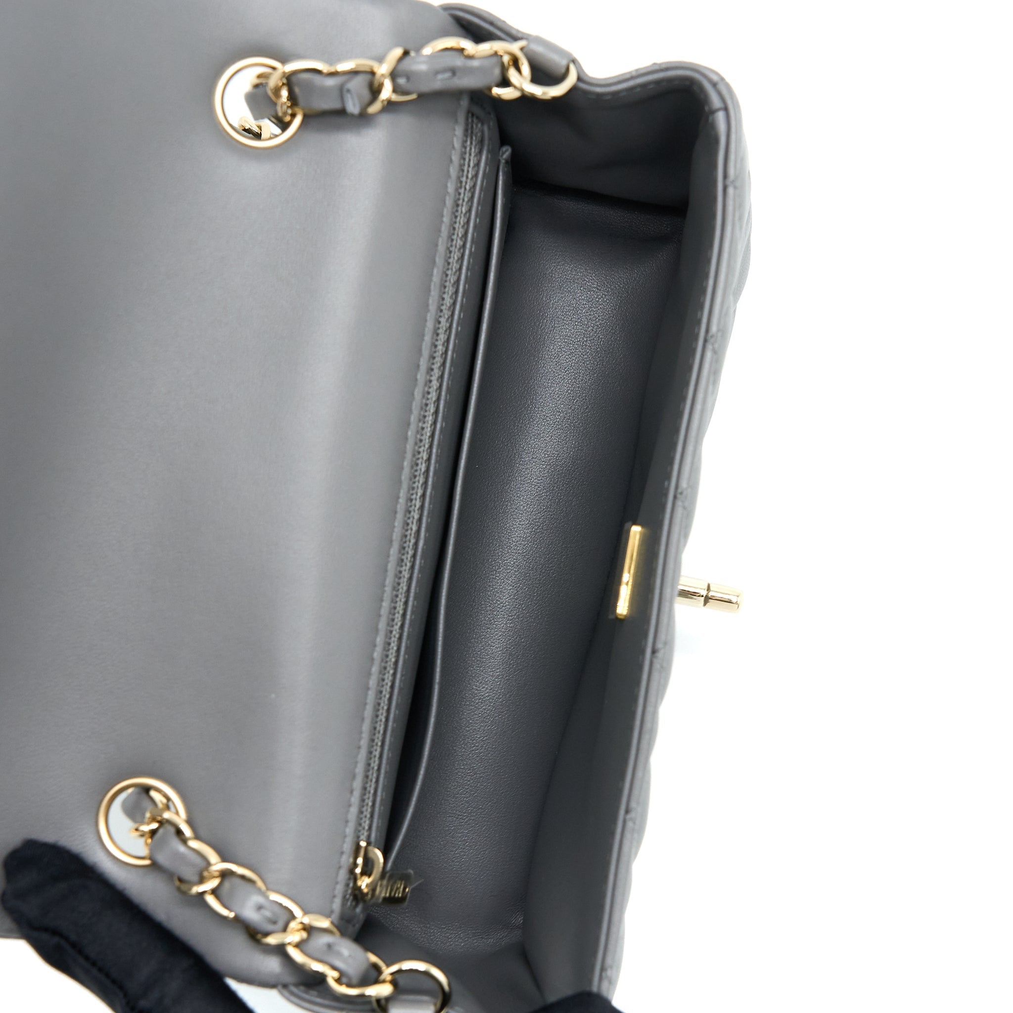 CHANEL 22A MINI RECTANGULAR LAMBSKIN GREY LGHW(MICROCHIP)