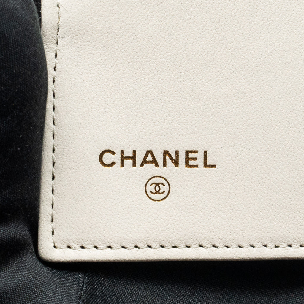 CHANEL MINI BOOK CARD HOLDER WITH CHAIN LAMBSKIN BLACK LGHW (MICROCHIP)